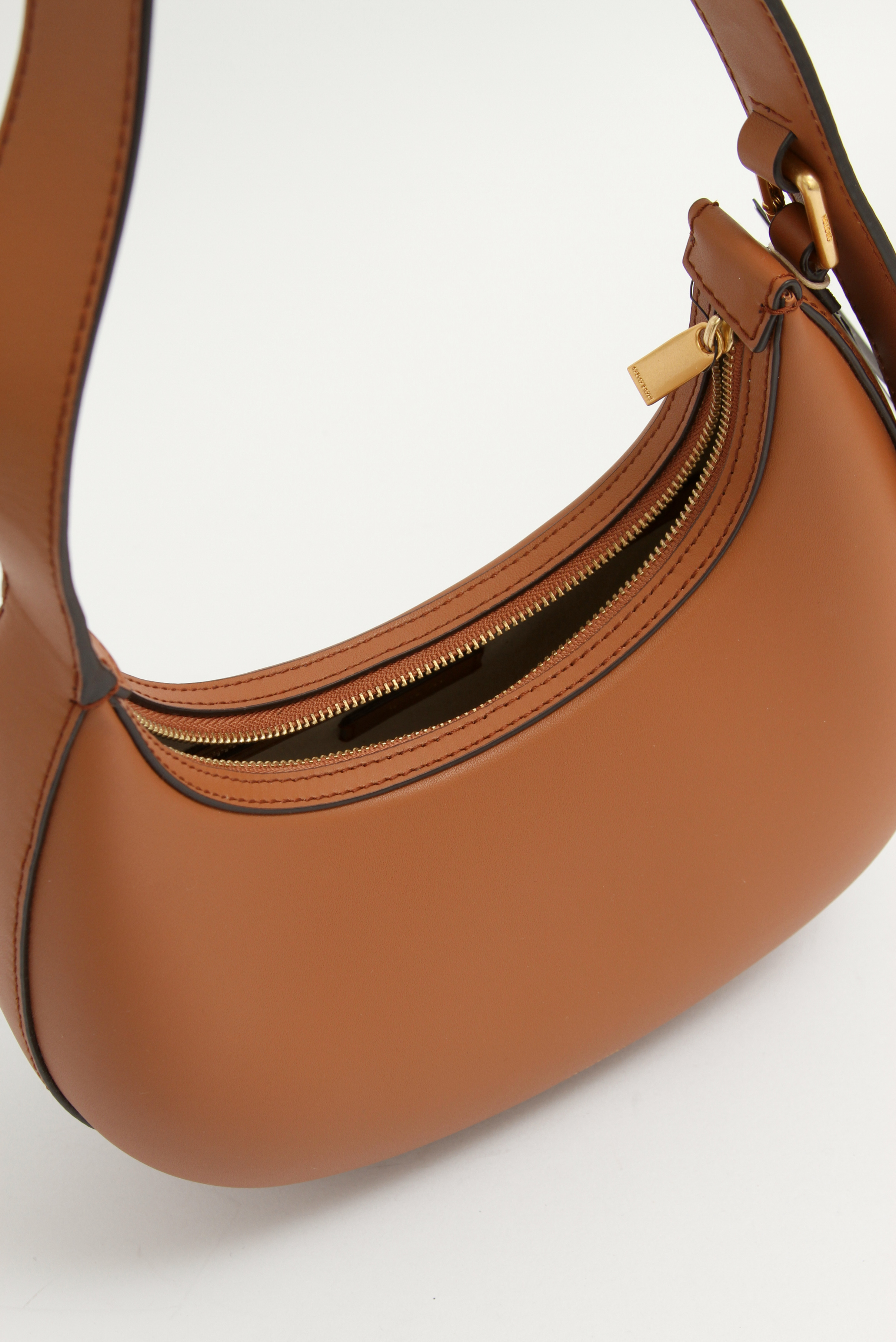 Oroton Arne 7