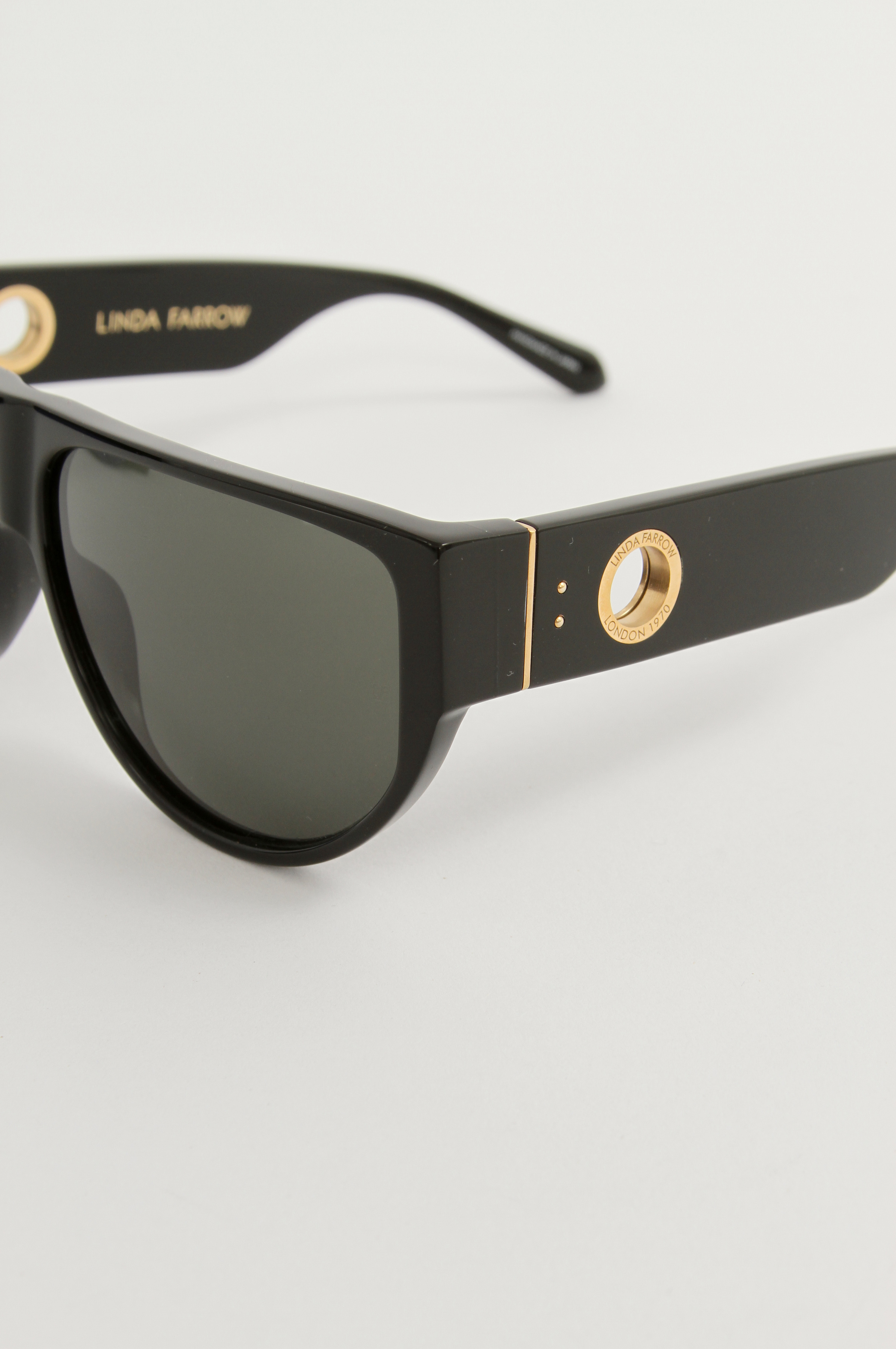 Linda Farrow Sunglasses 4