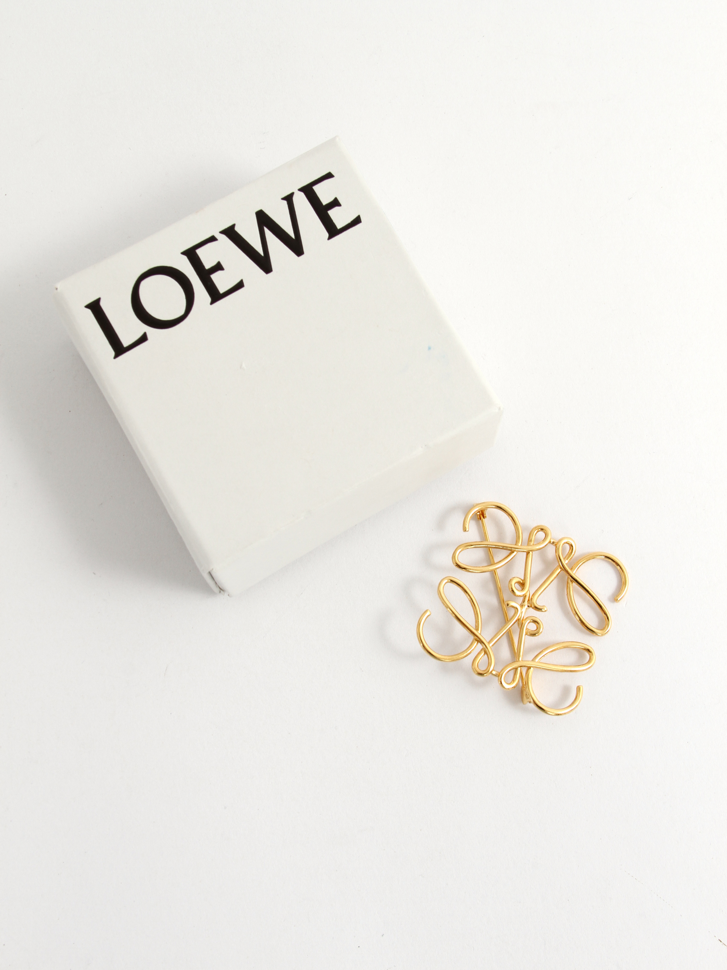 Loewe Brooch 3