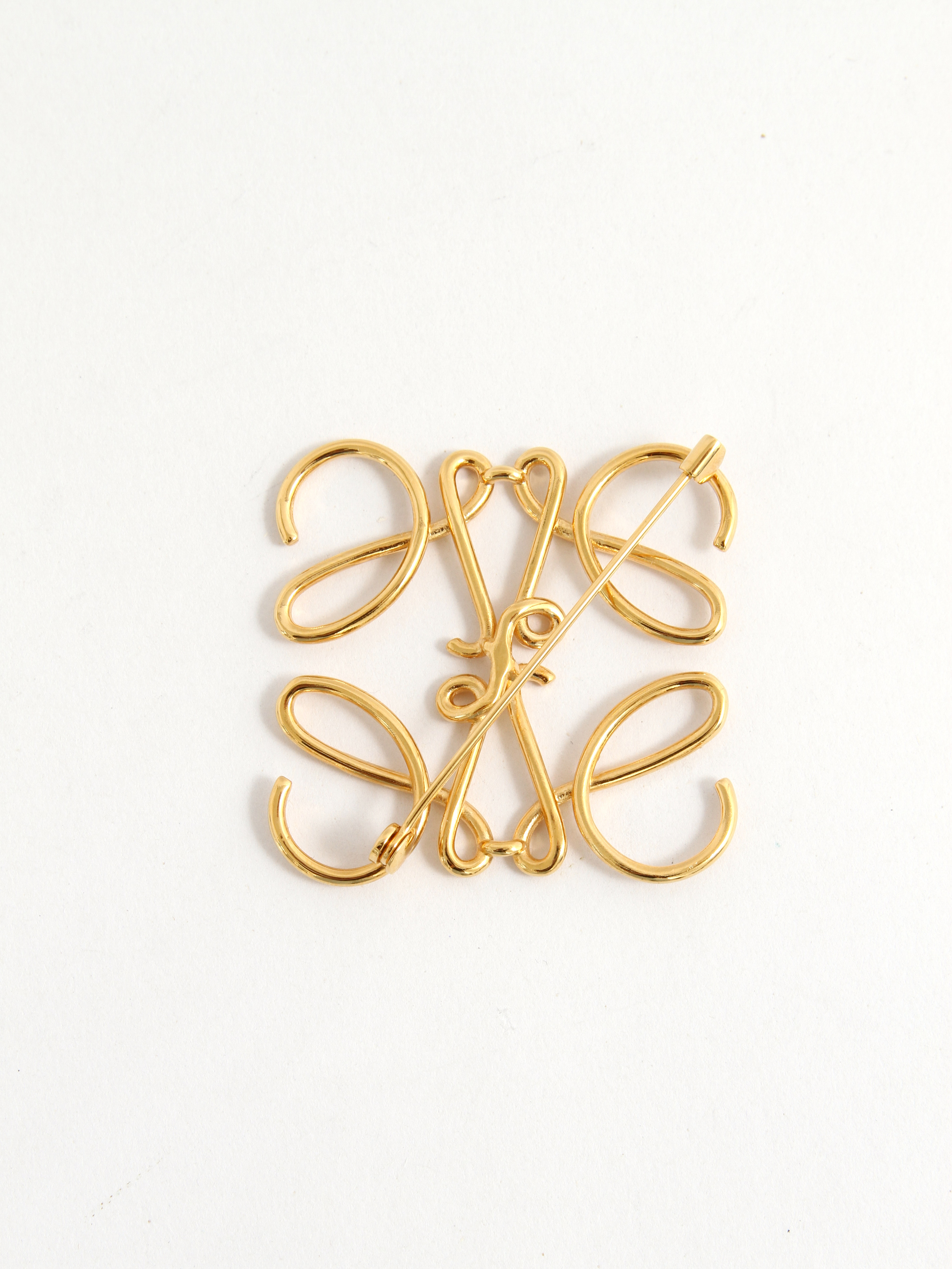 Loewe Brooch 1