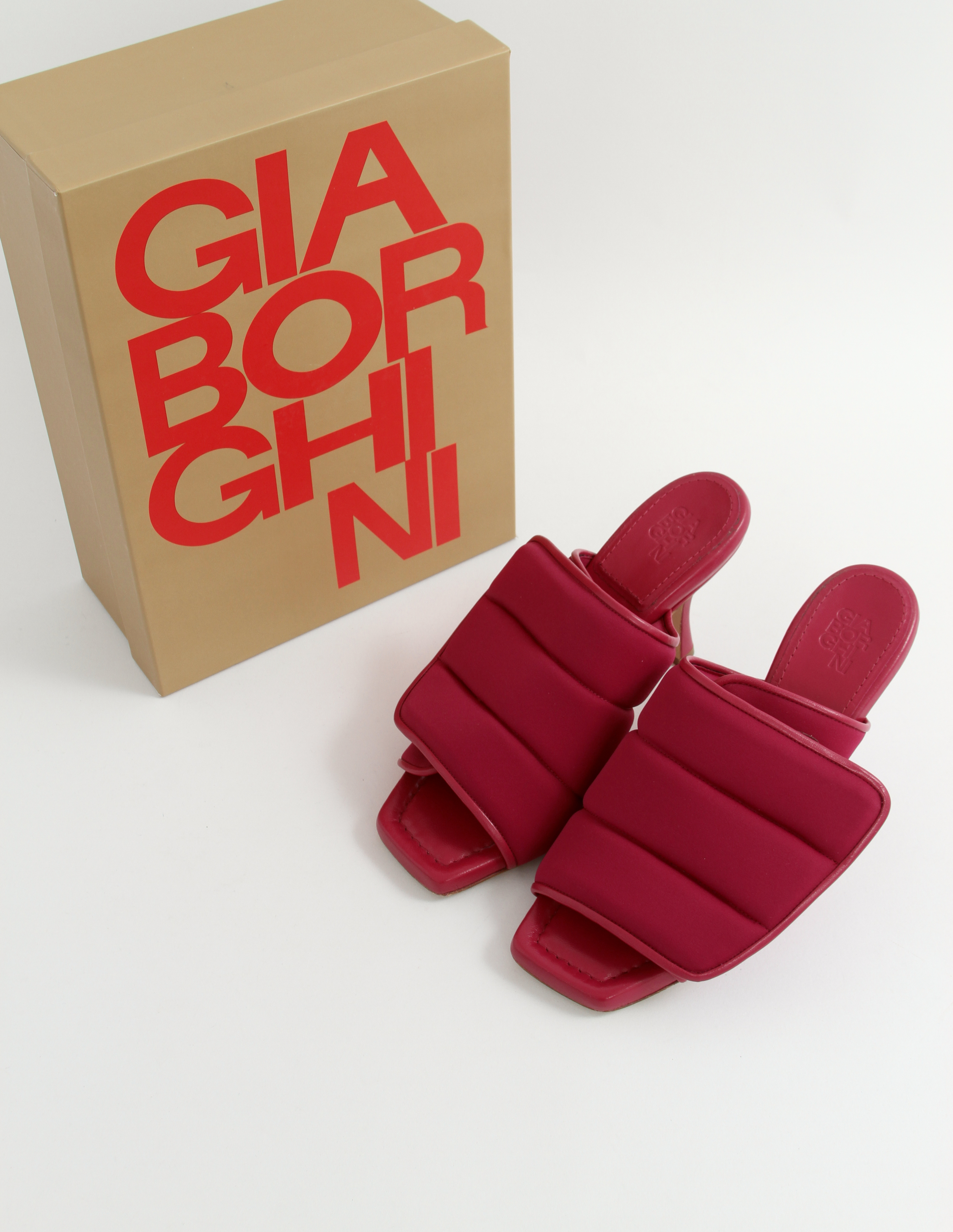 Gia 40 8