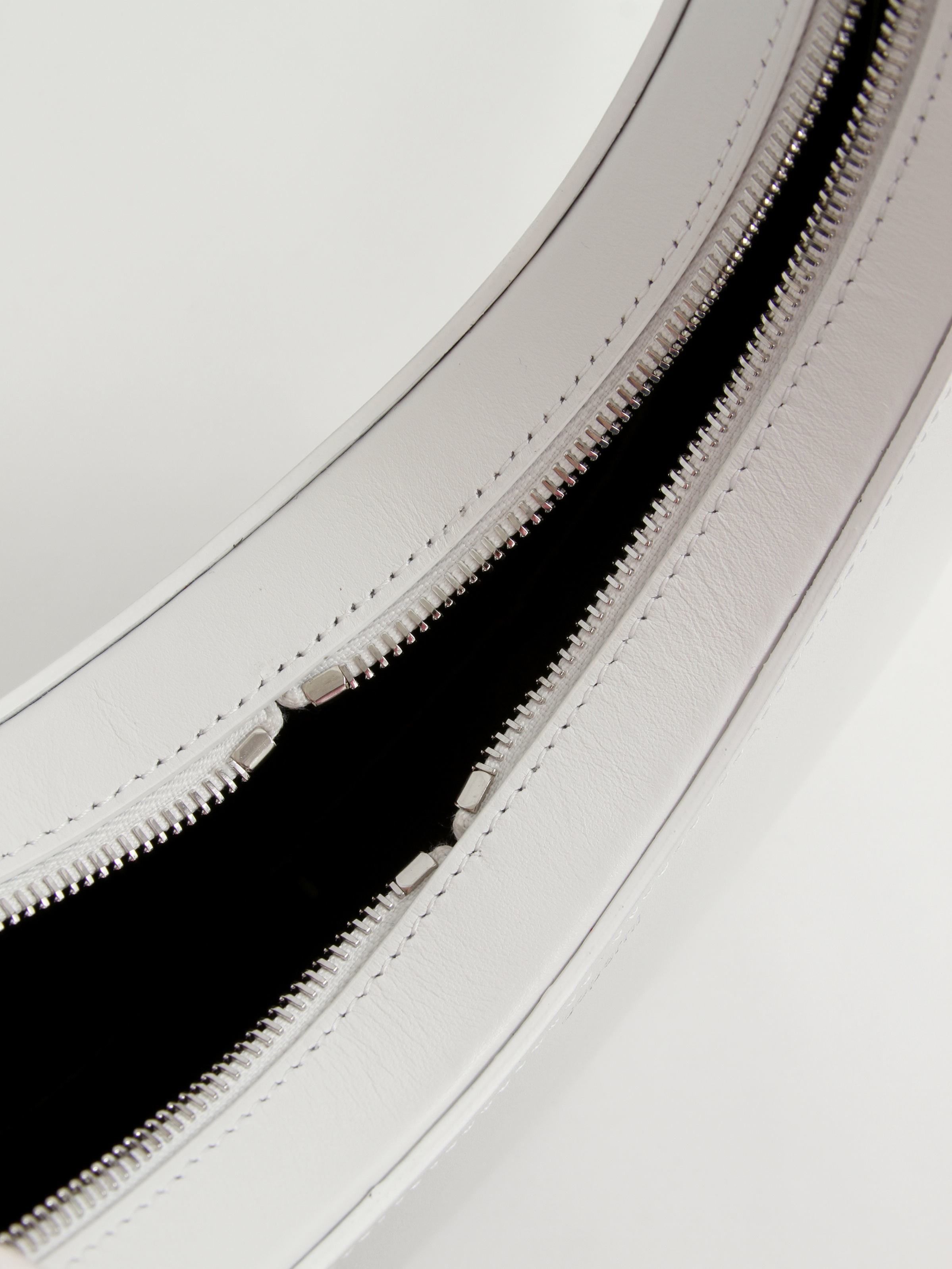 Coperni Swipe 10