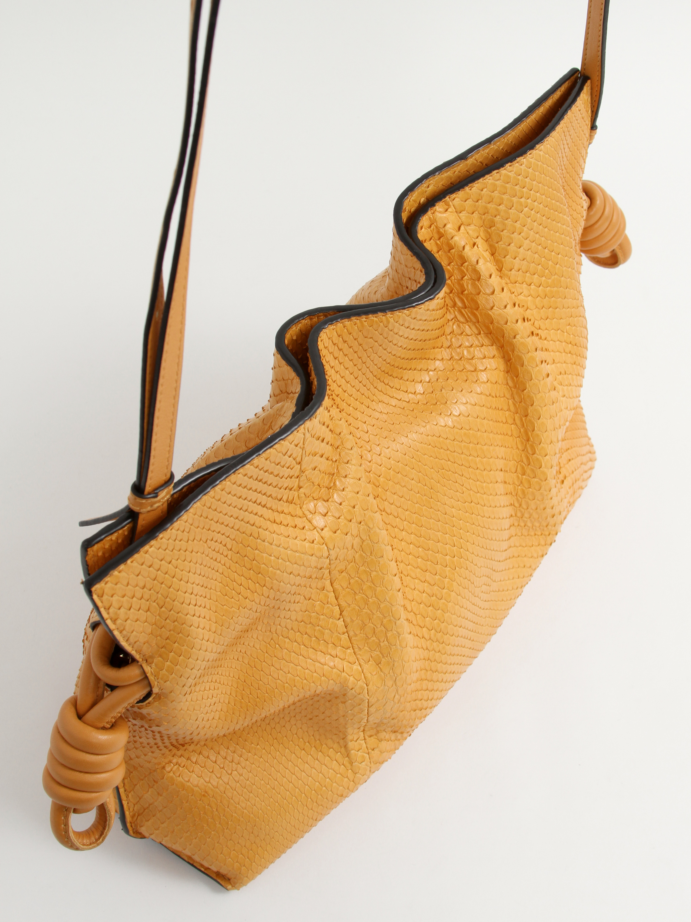 Loewe Flamenco 8