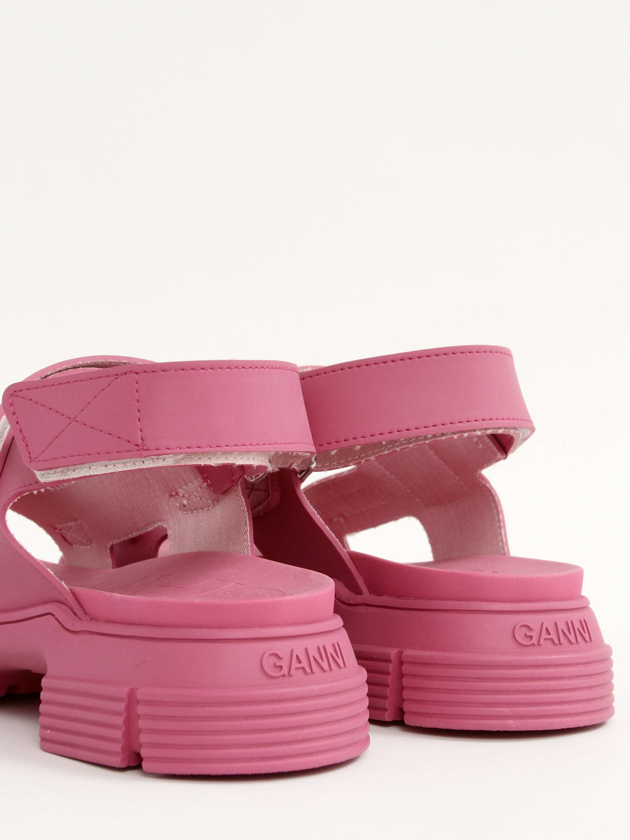 Ganni 40 5