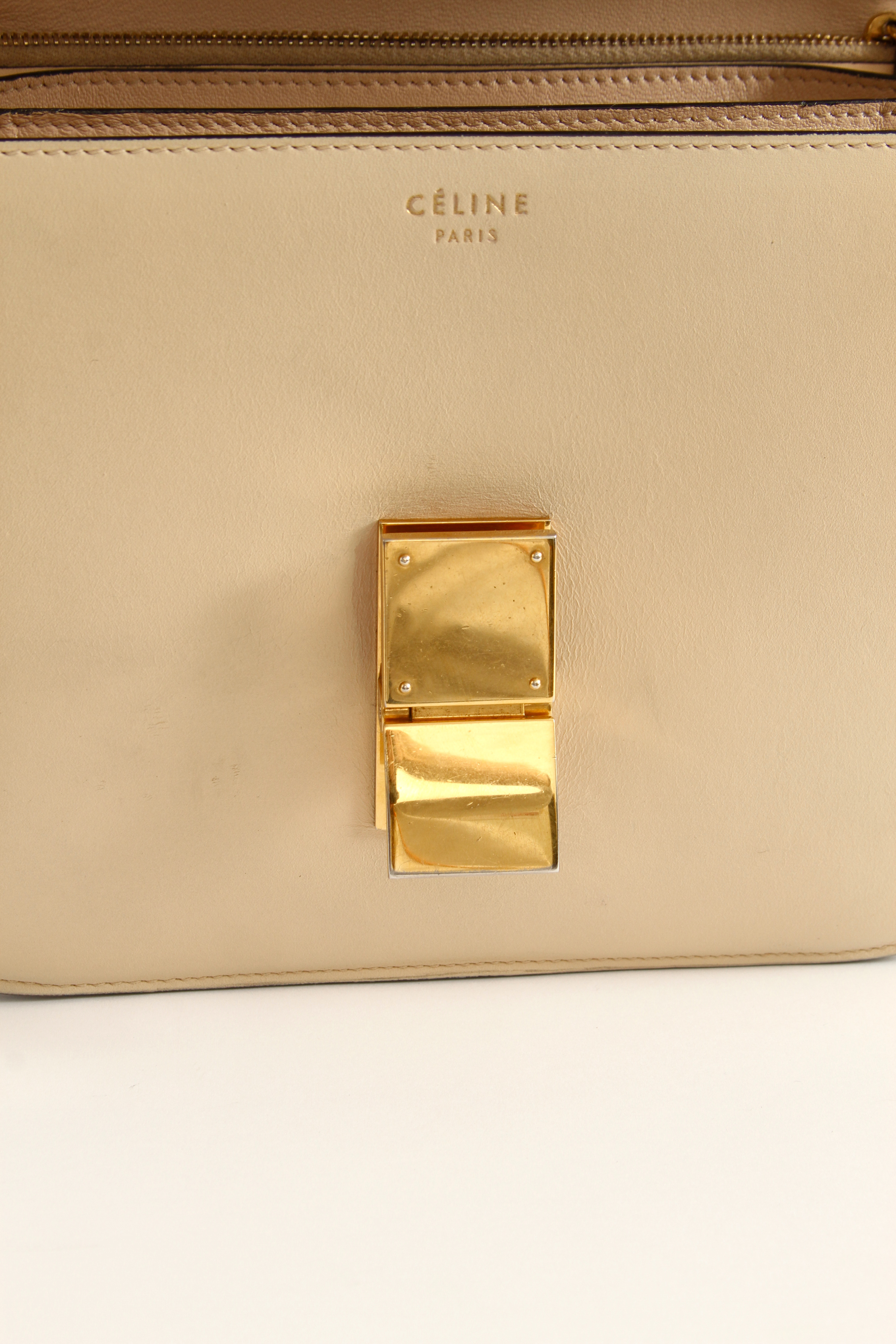 Celine Classic 11