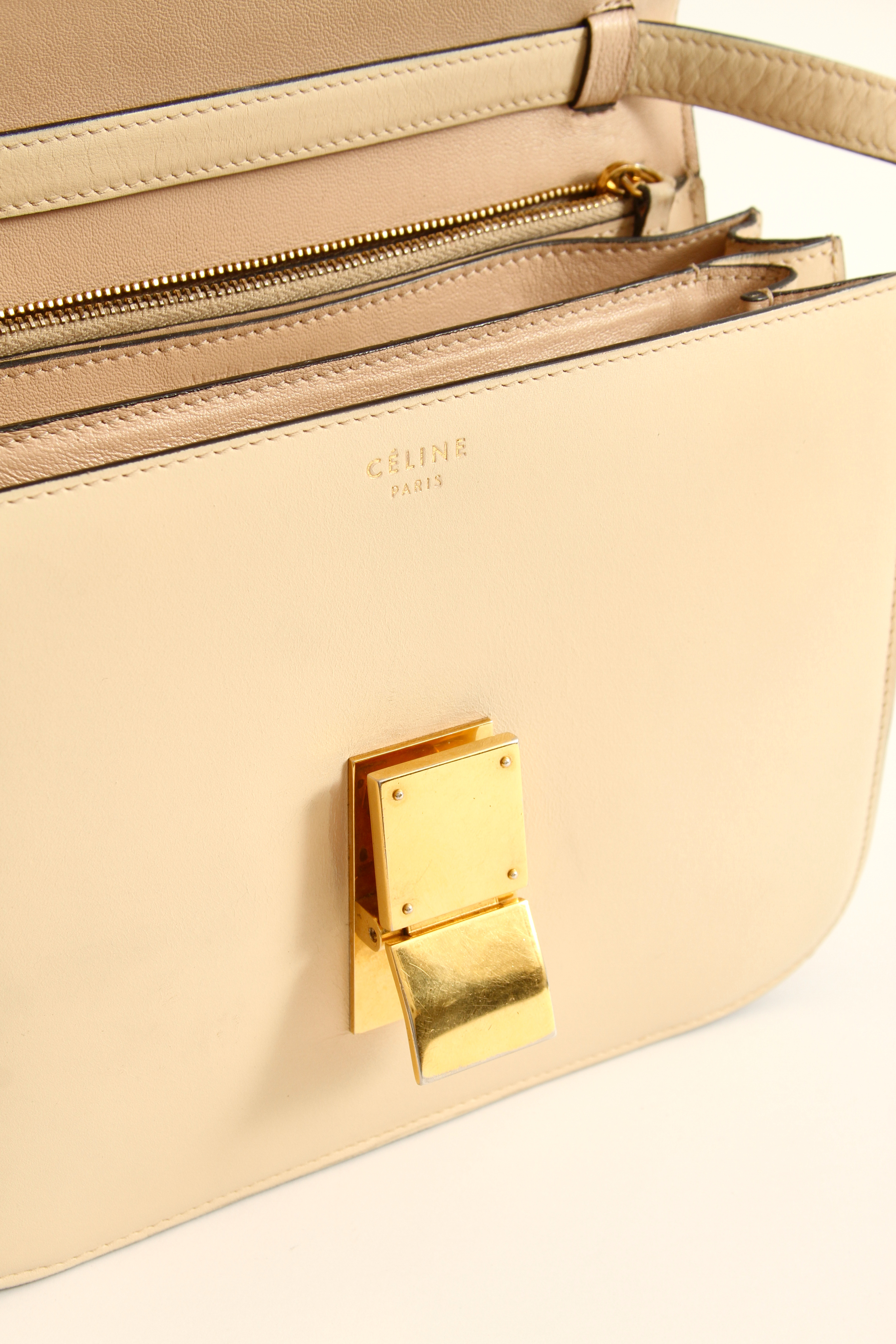Celine Classic 10