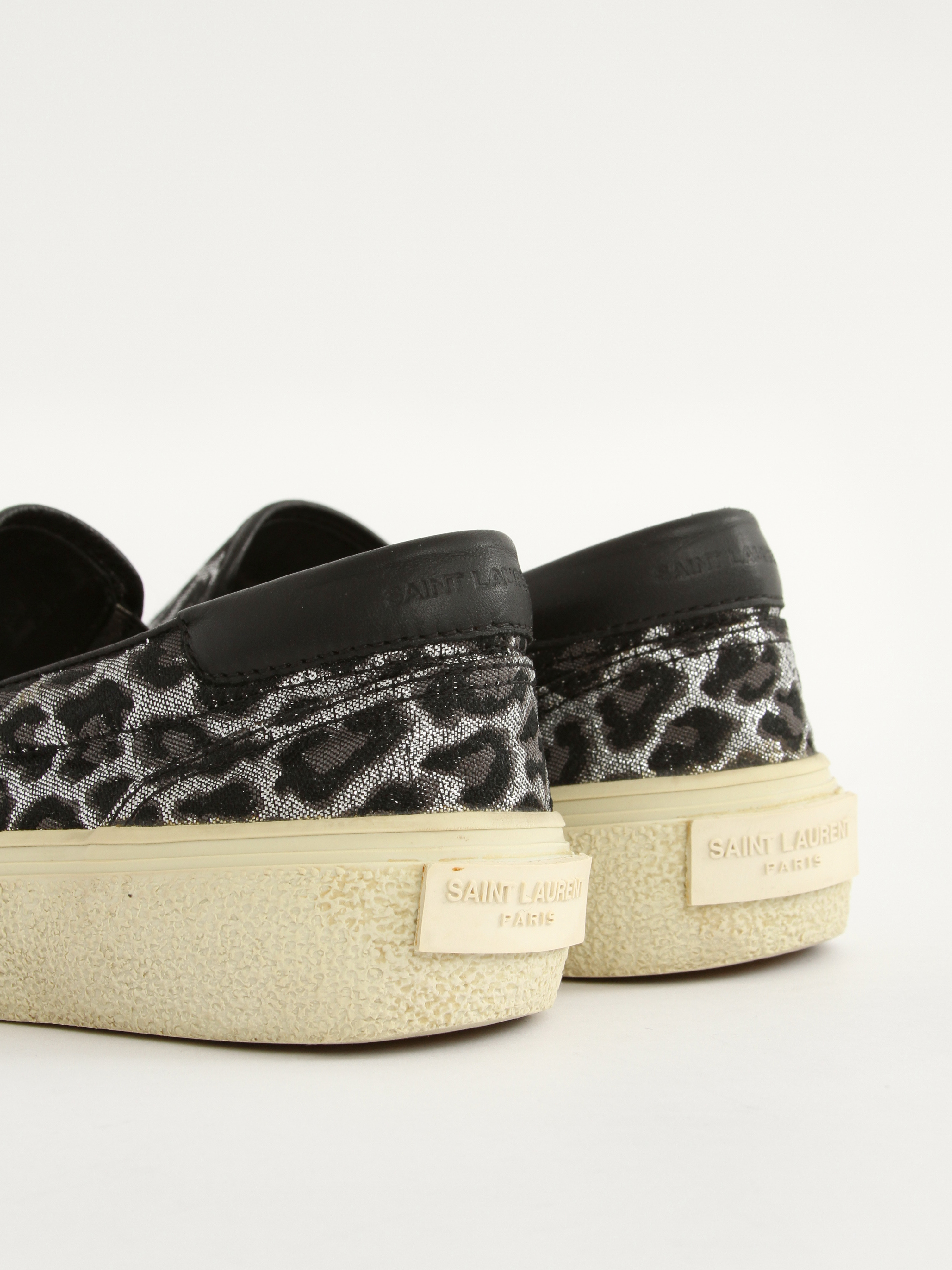 Saint Laurent 38 4