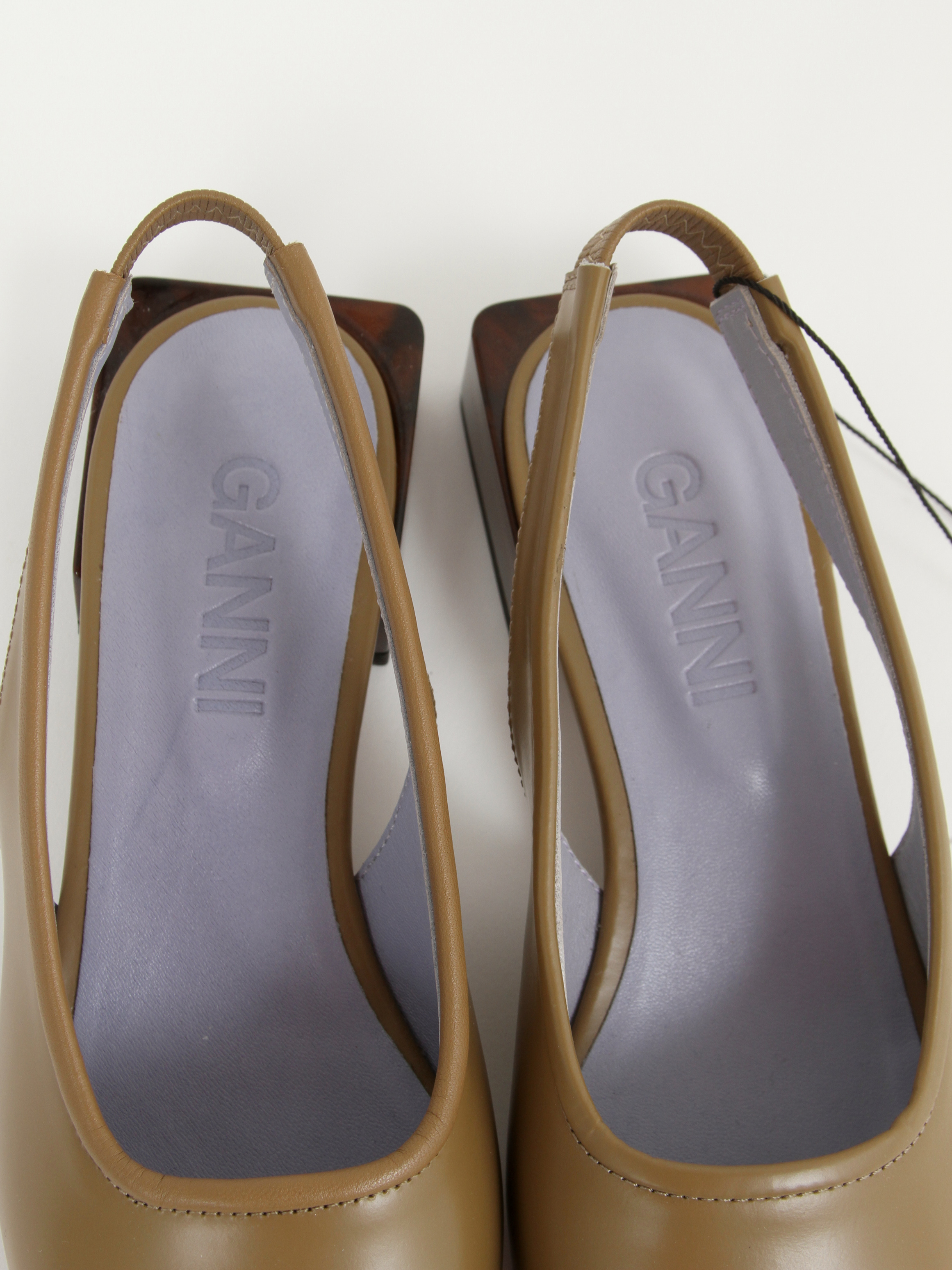 Ganni 36 4