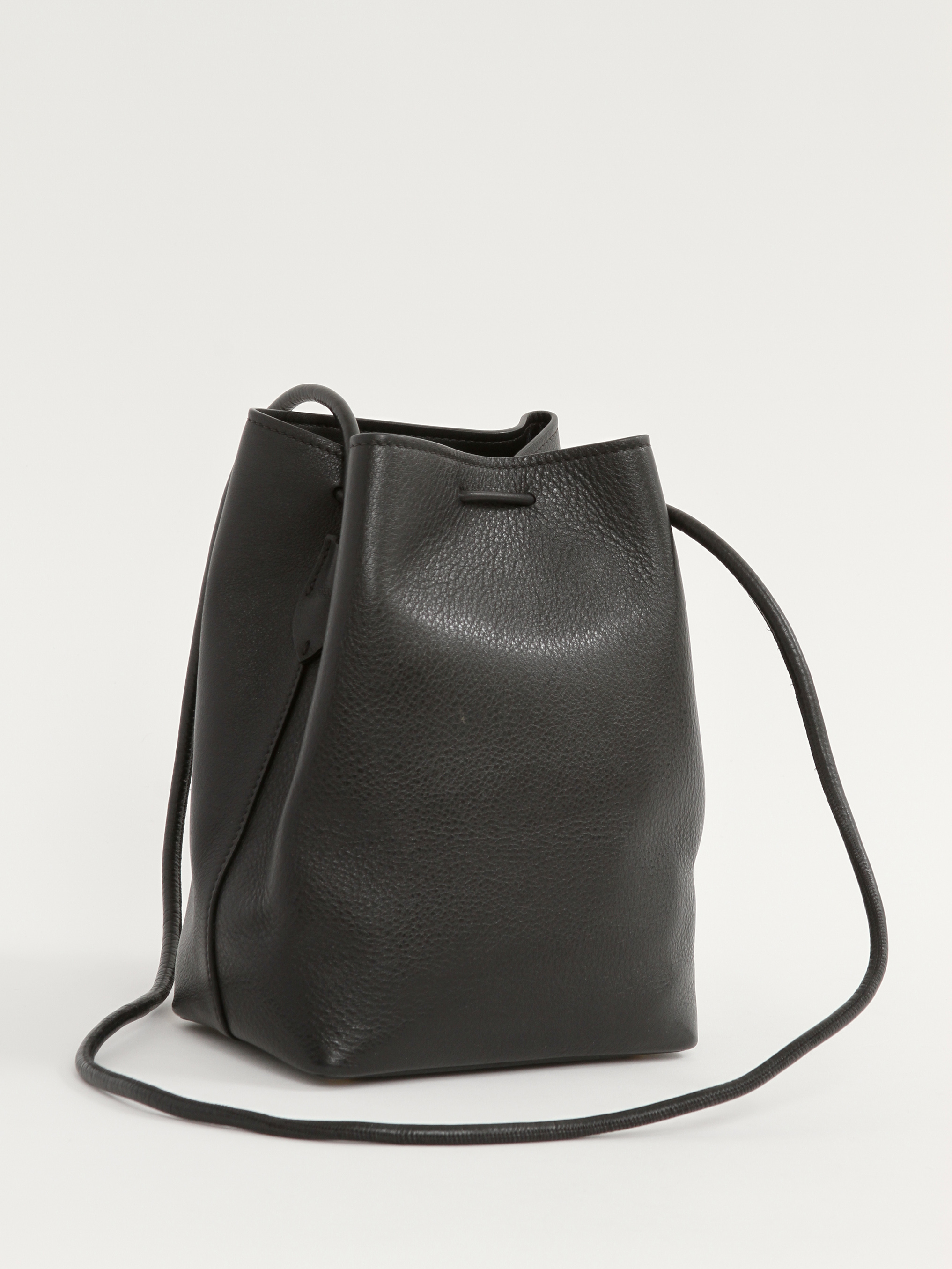 Tom Ford Tassel 2
