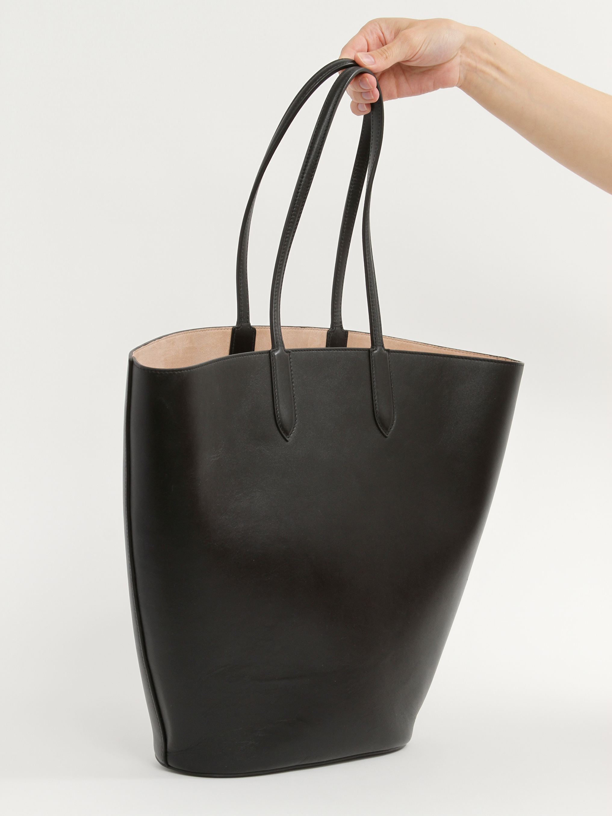 Alexander Mcqueen Leather Bag 2