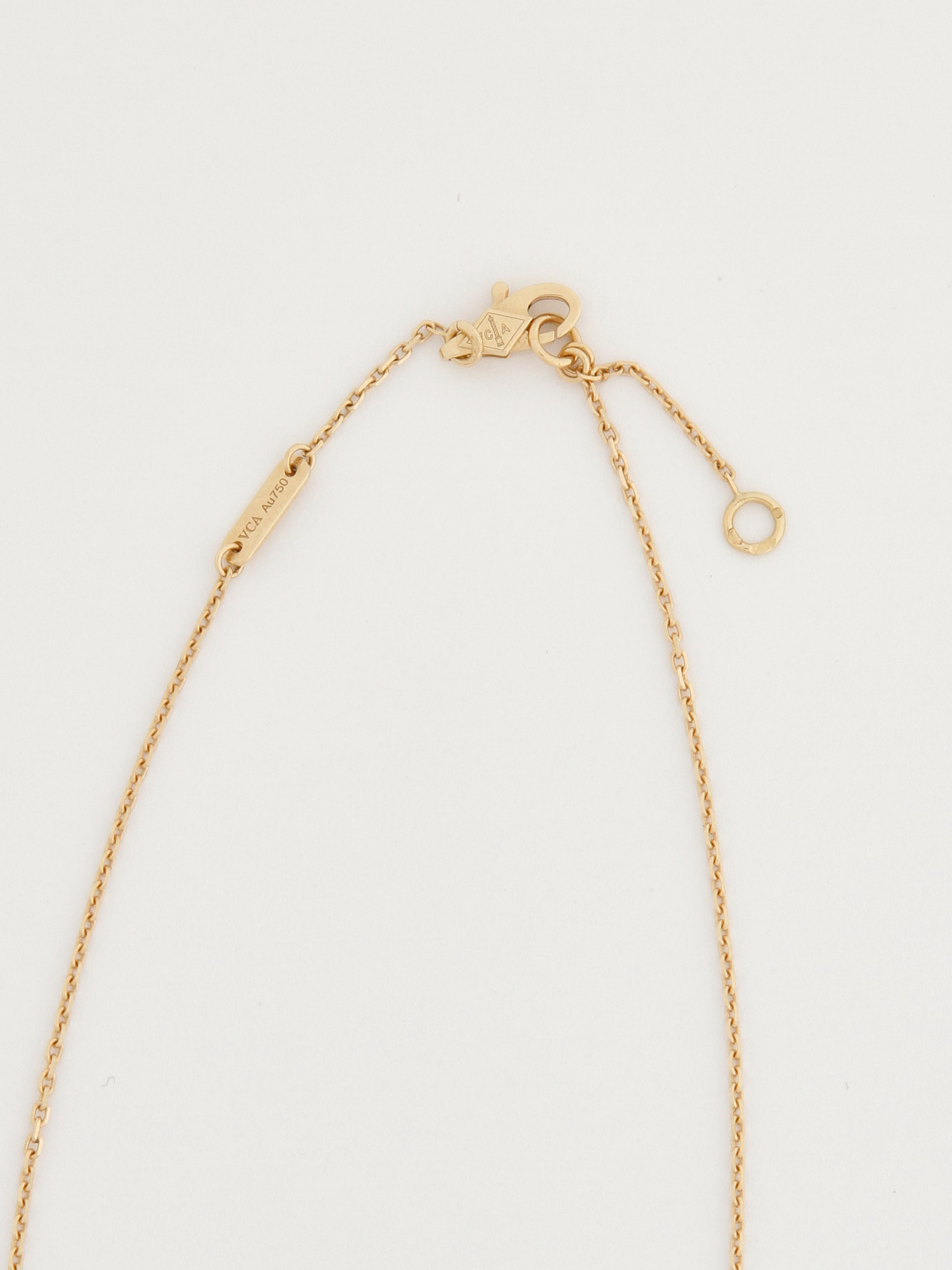 Van Cleef & Arpels Necklace 1
