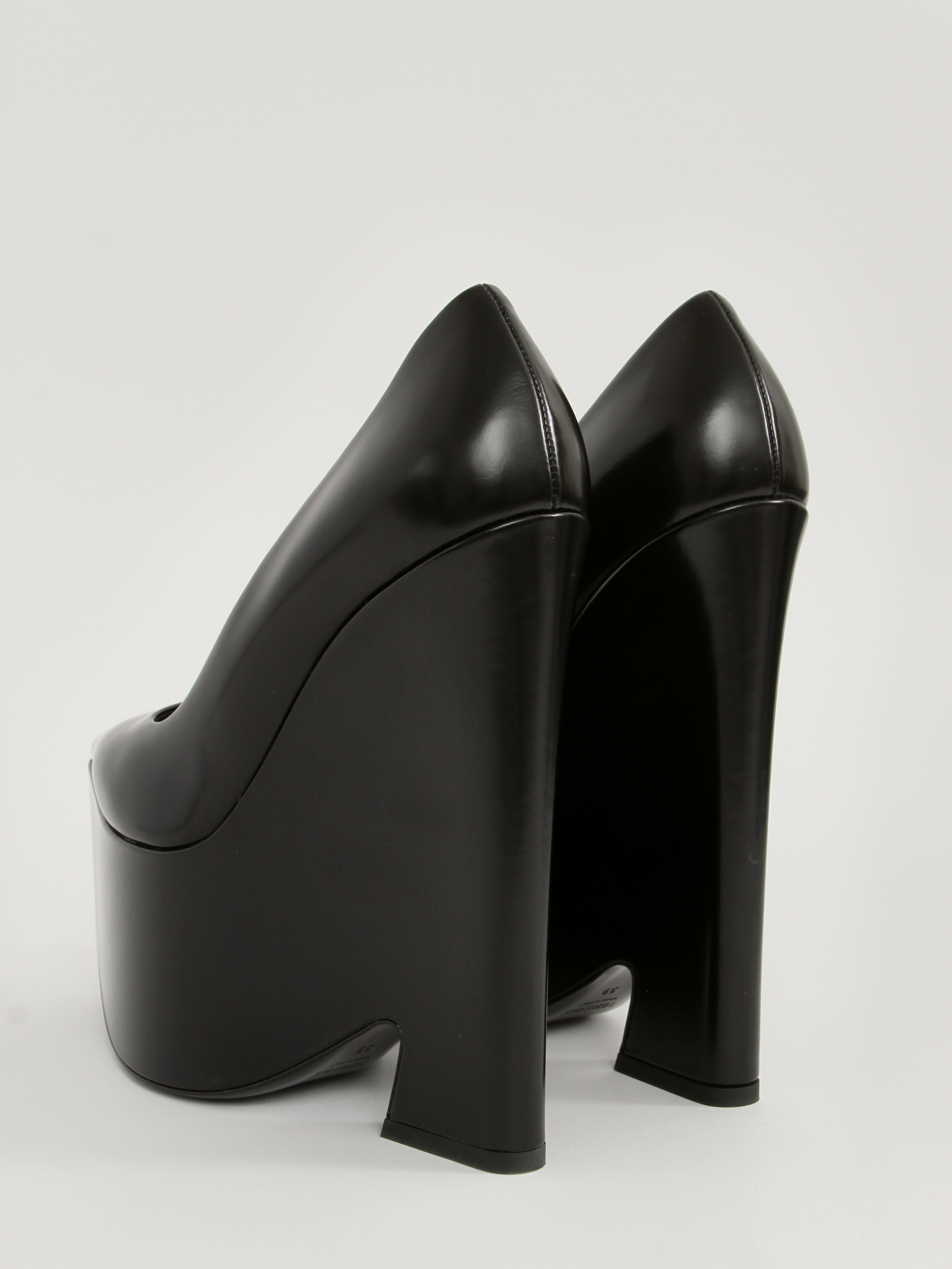 Versace Shoes 39 9