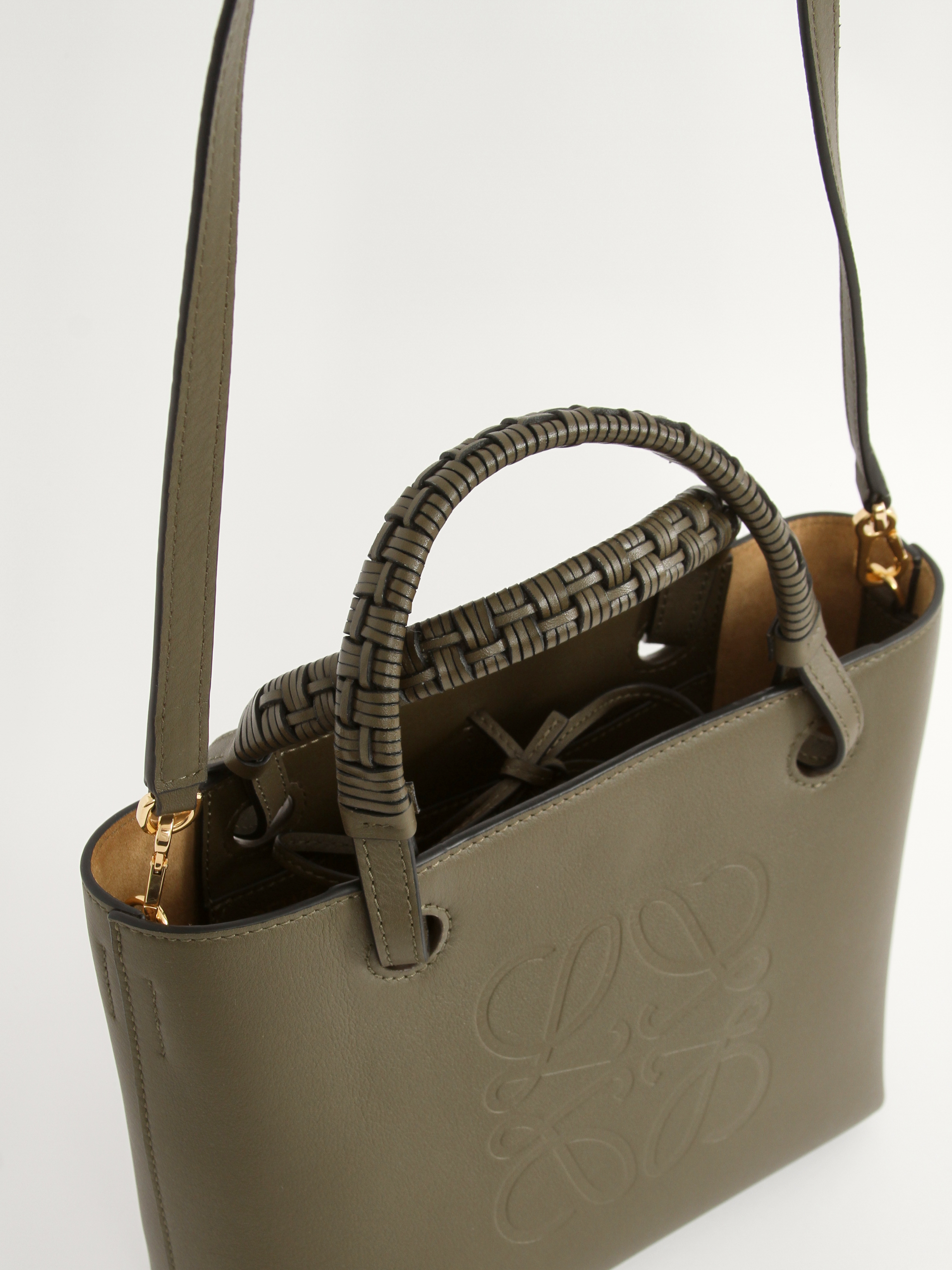 Loewe Anagram 7