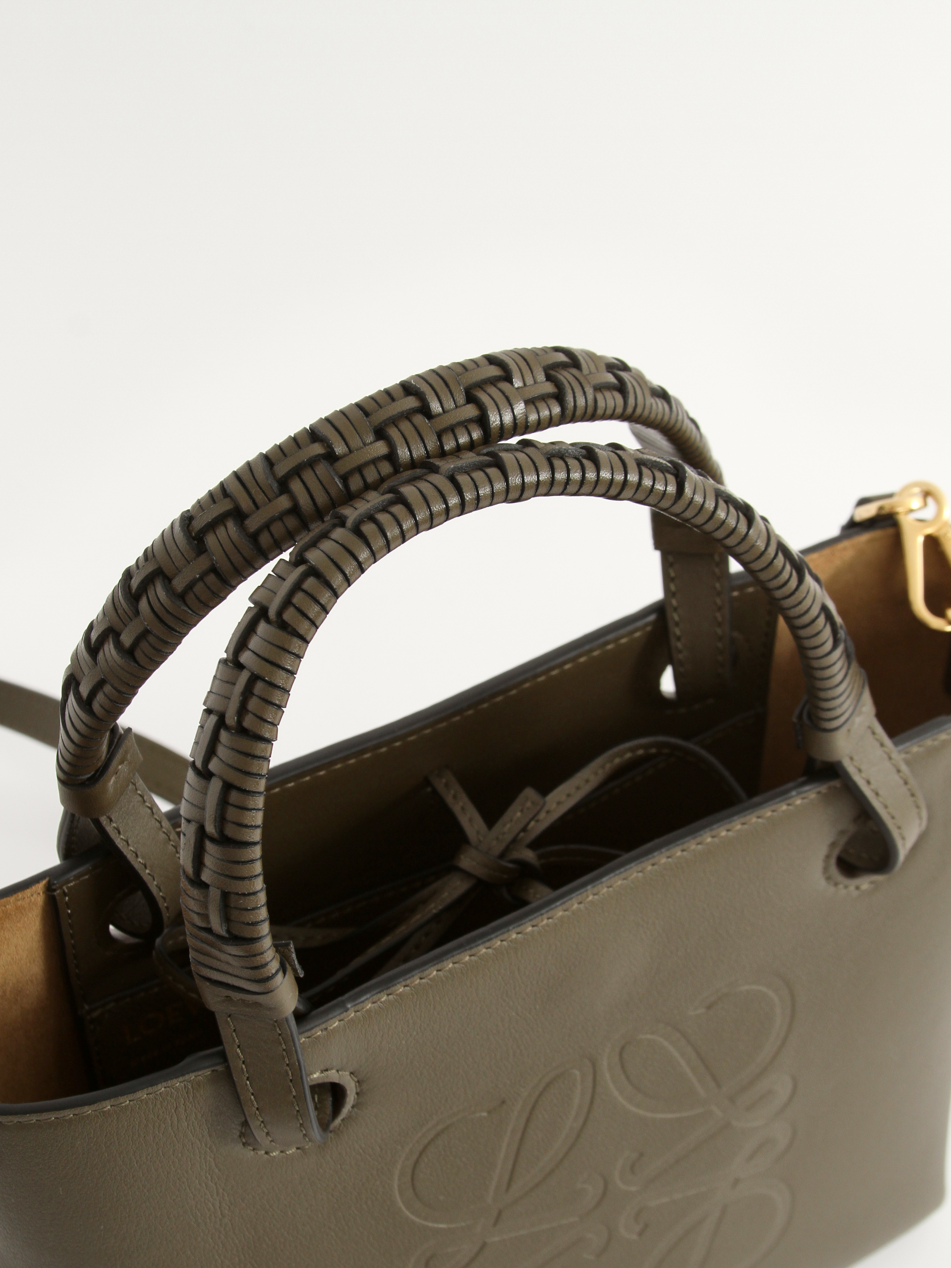 Loewe Anagram 5