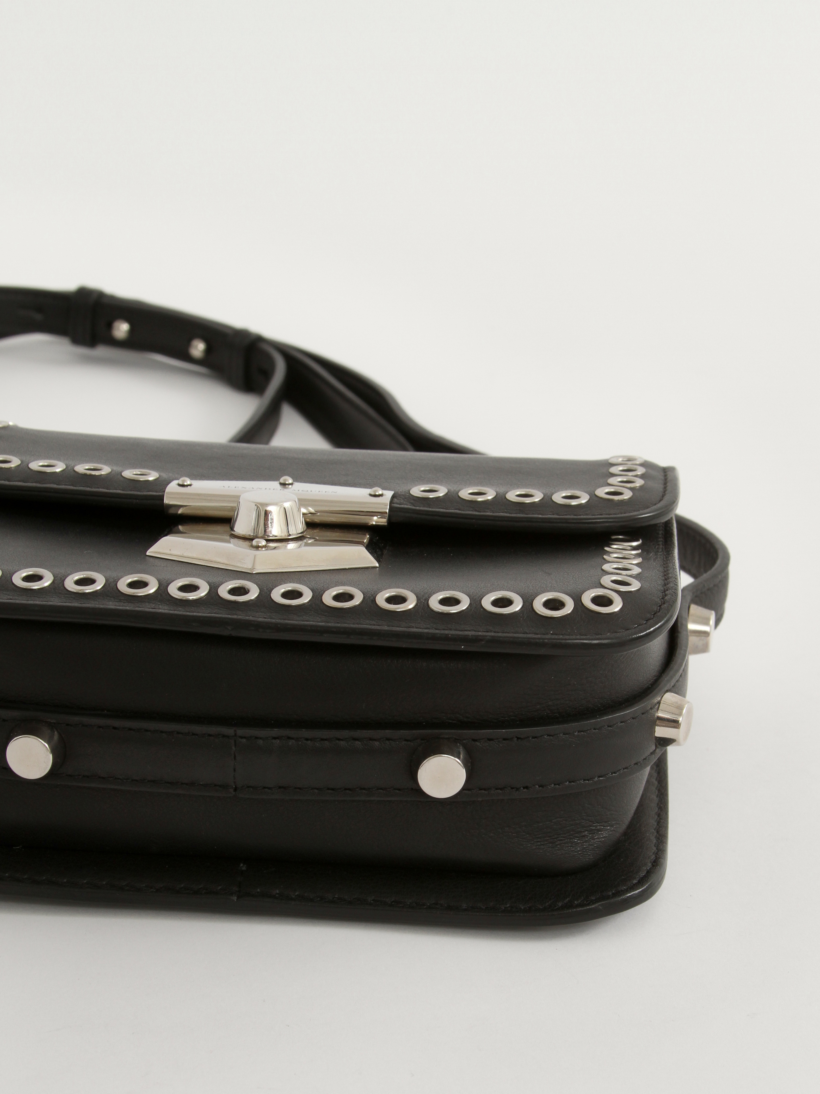 Alexander McQueen Wicca 7