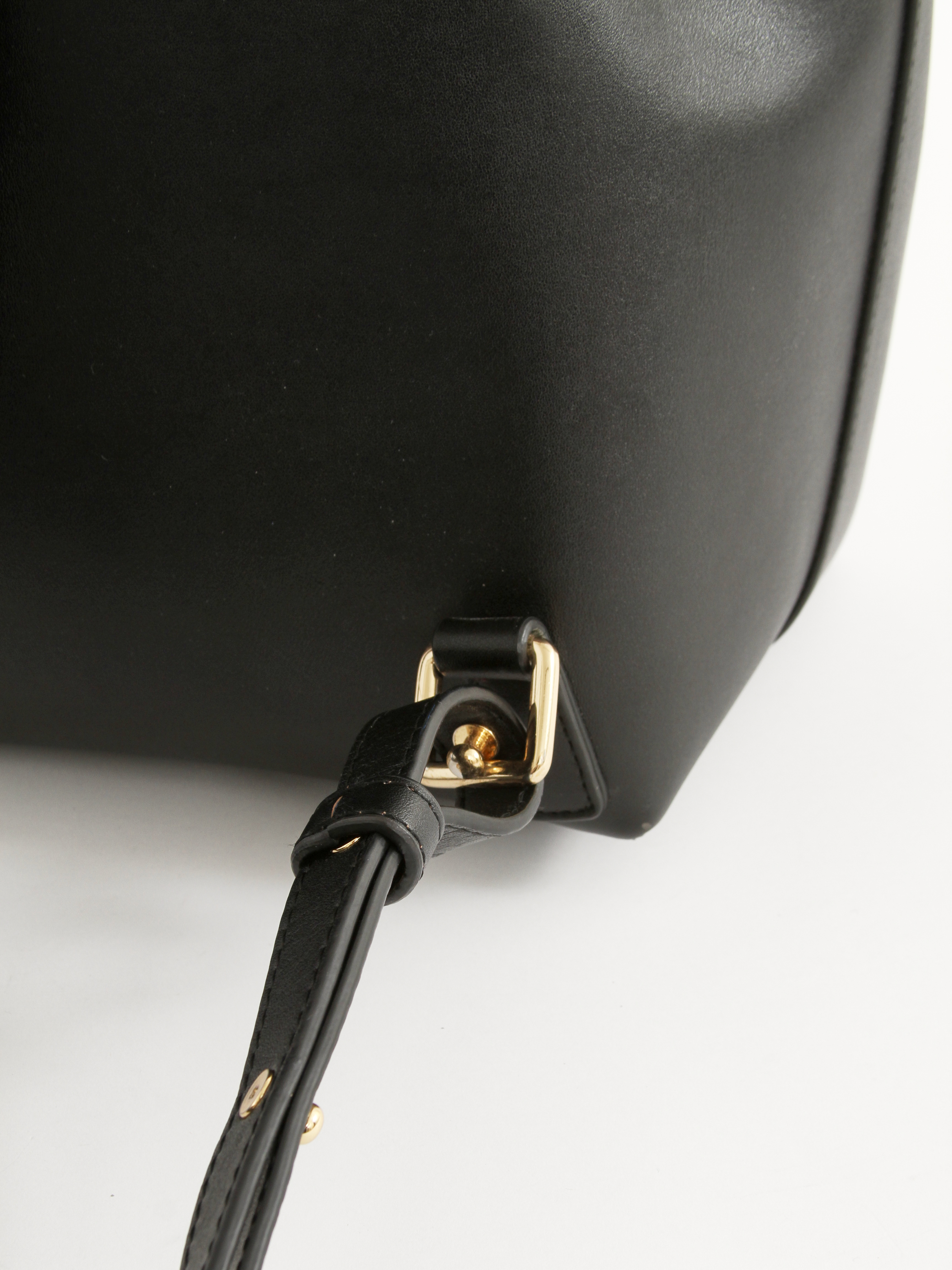 Mansur Gavriel Leather Bag 8