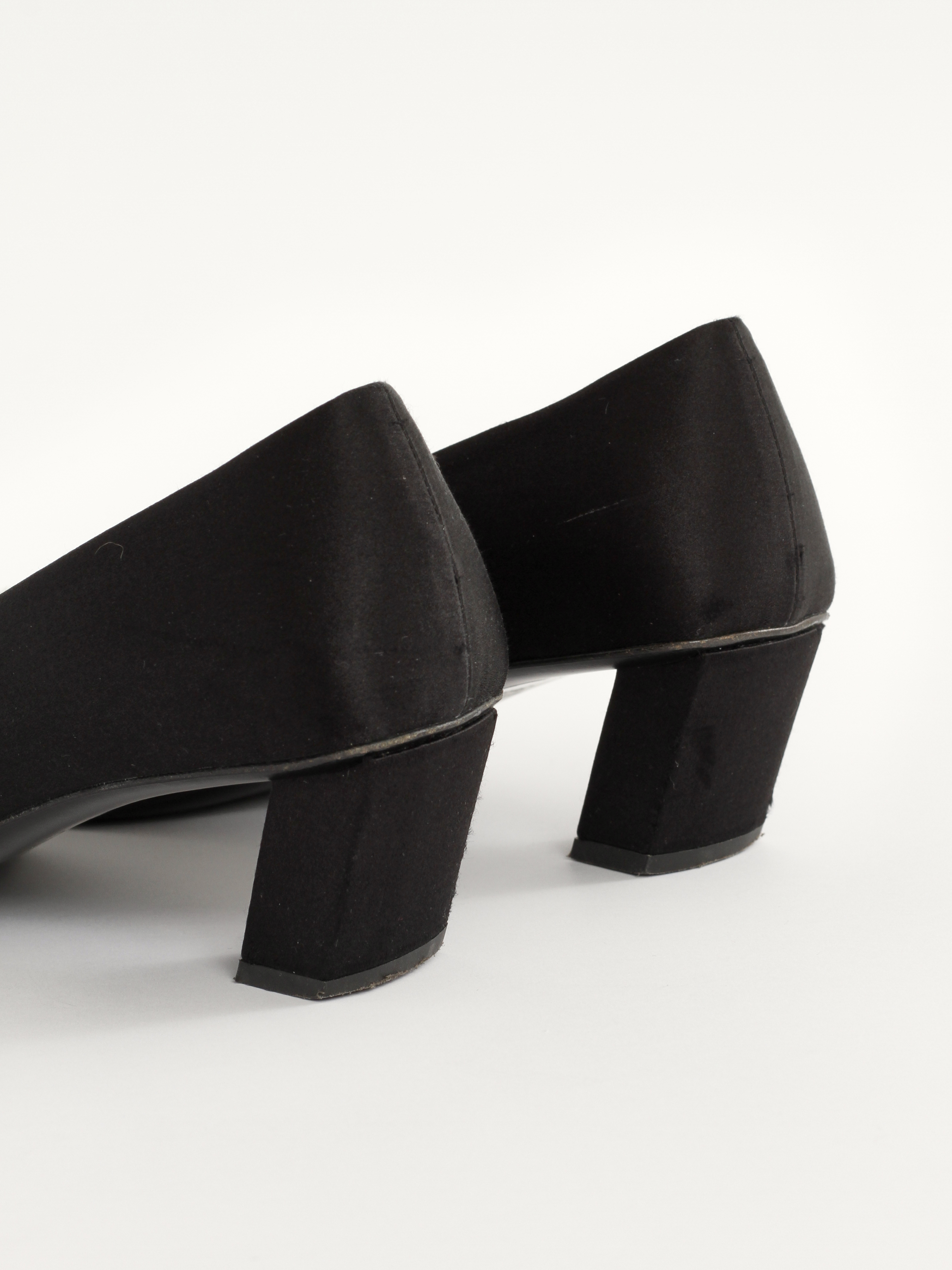 Roger Vivier Shoes 36.5 7