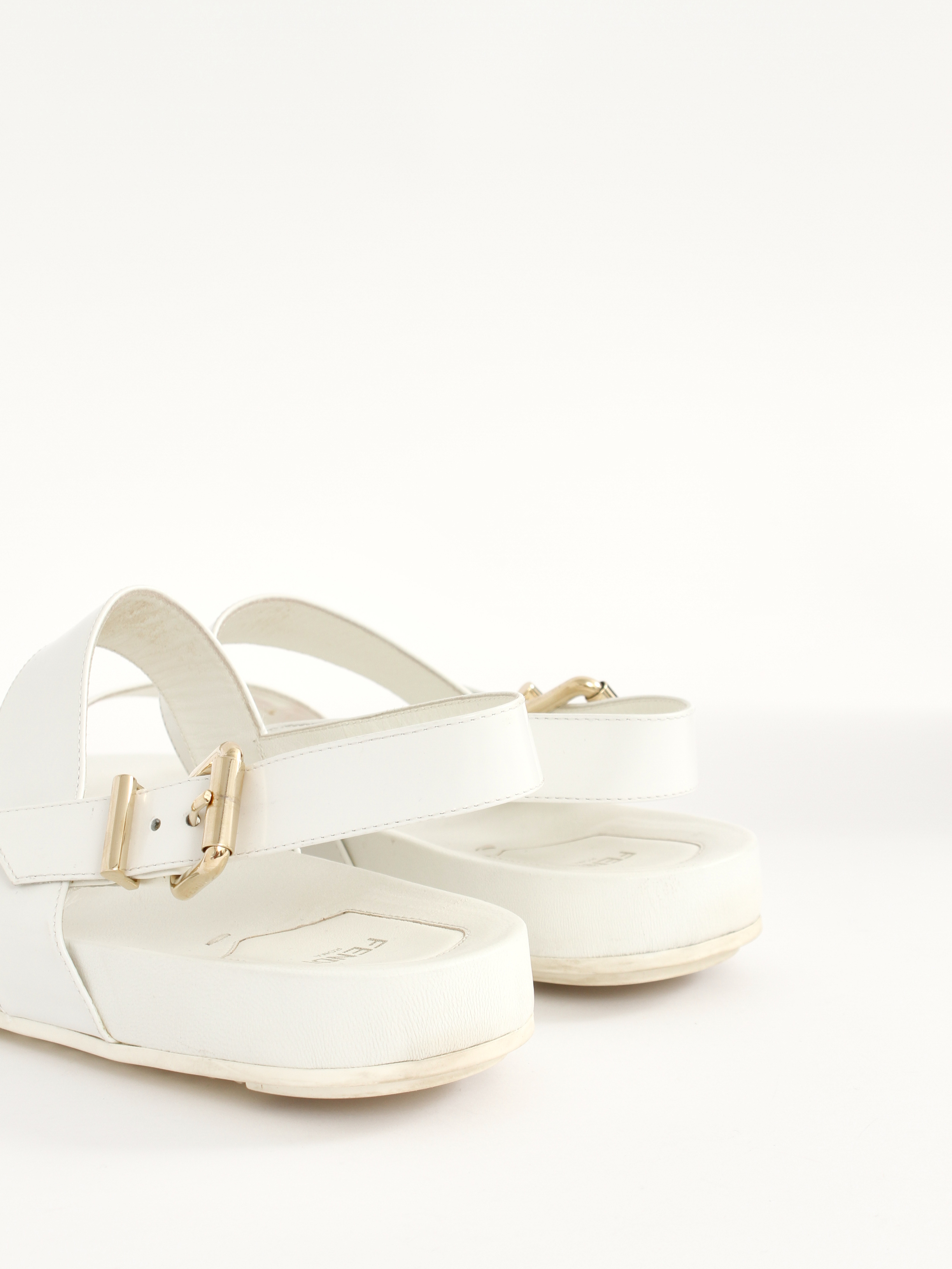 Fendi Shoes 41 5