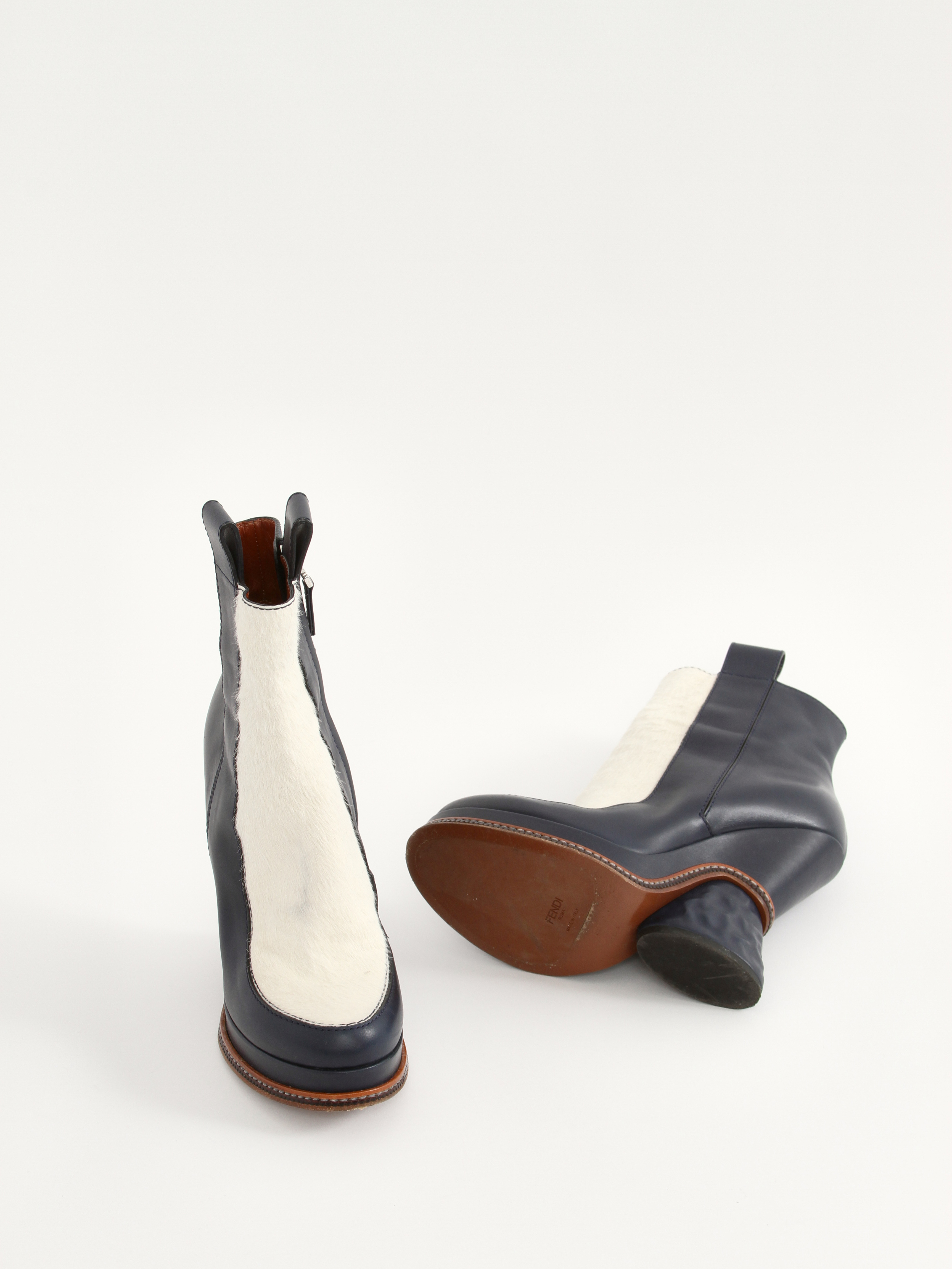 Fendi Shoes 39 3