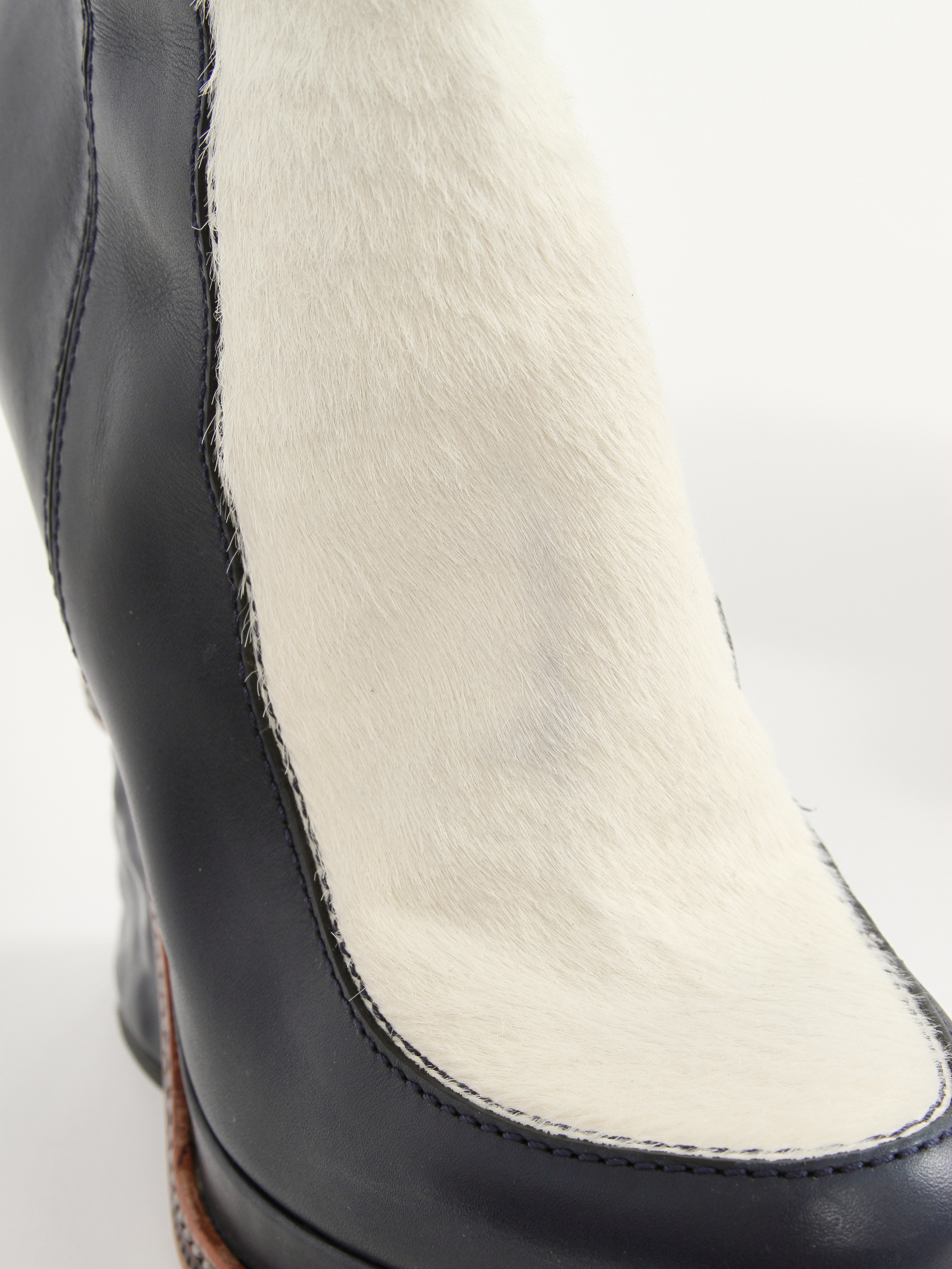 Fendi Shoes 39 11