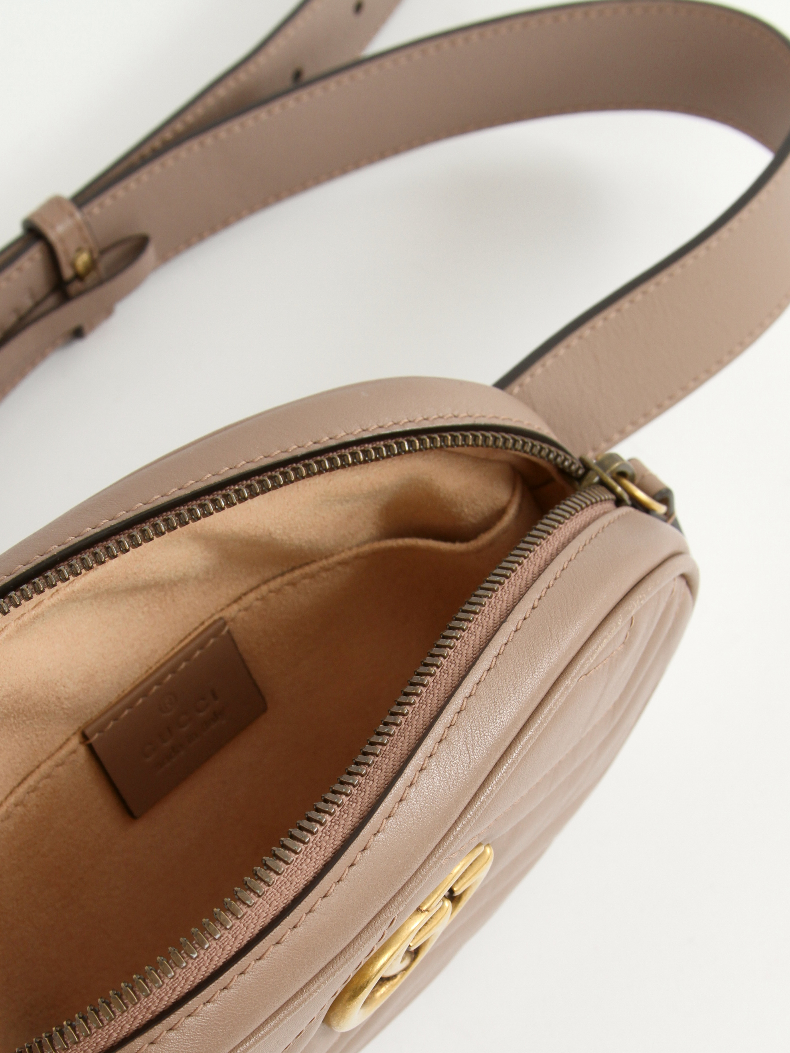 Gucci GG Marmont 8