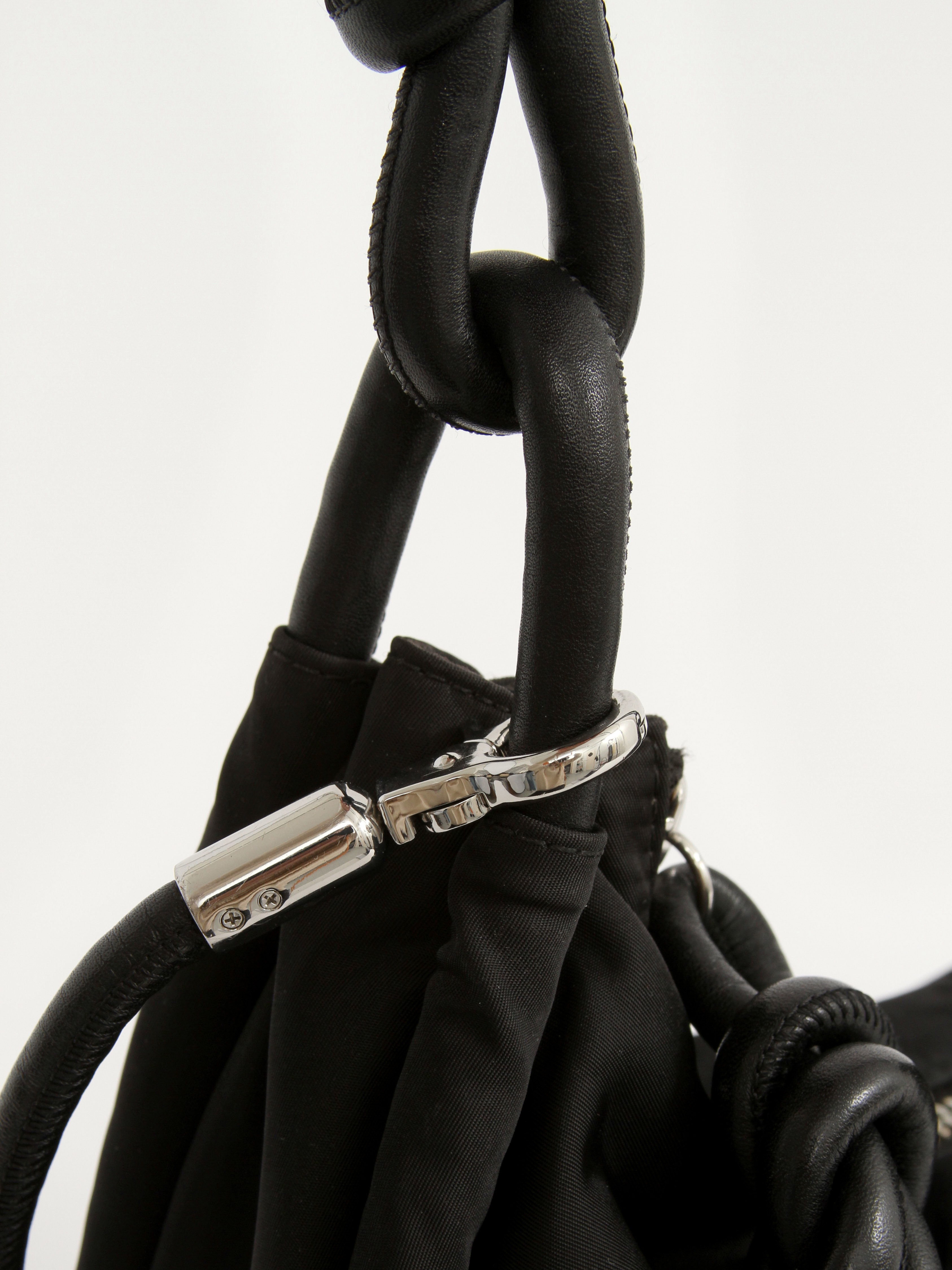 Ganni Knot 6