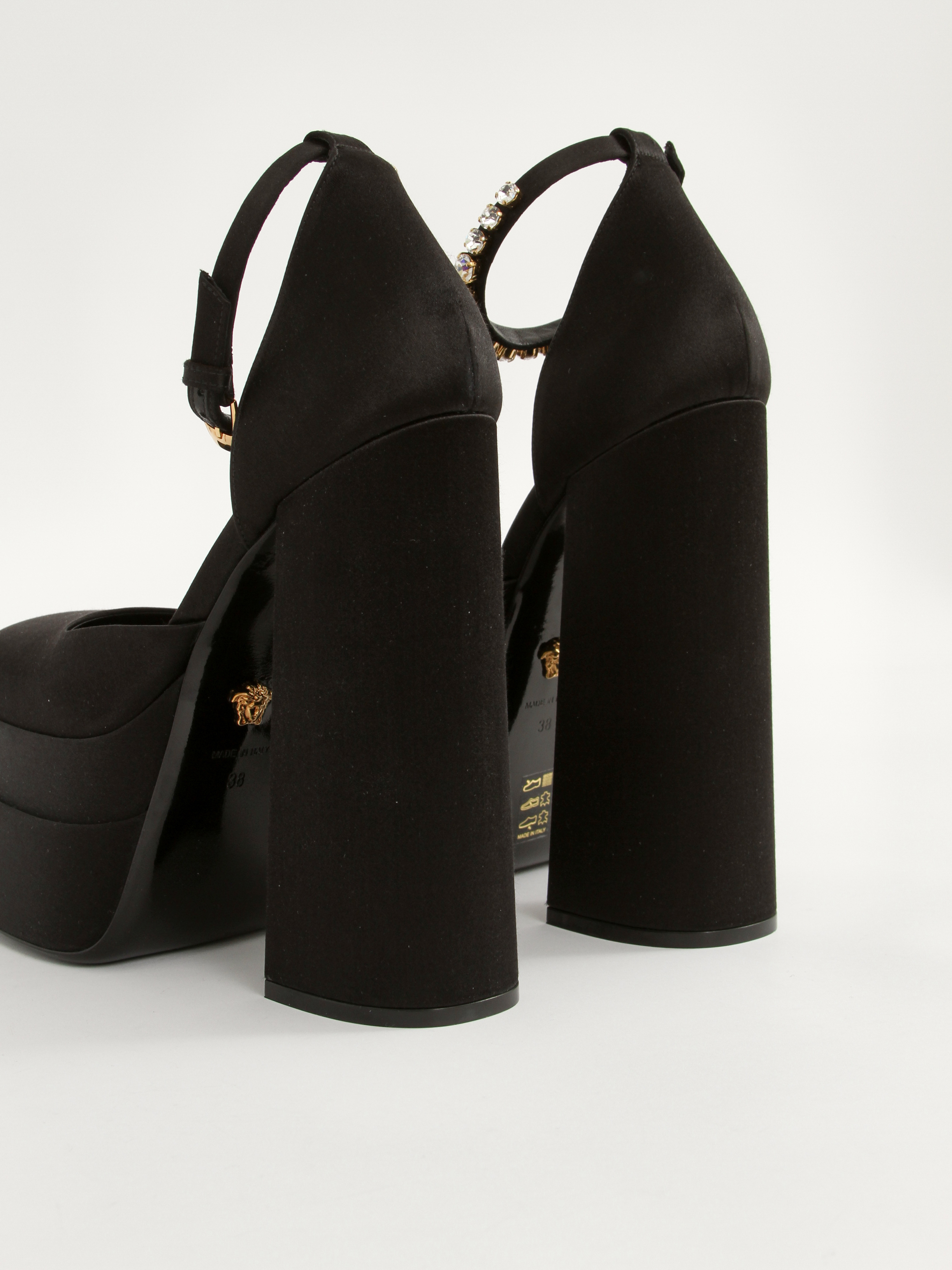 Versace Shoes 38 8