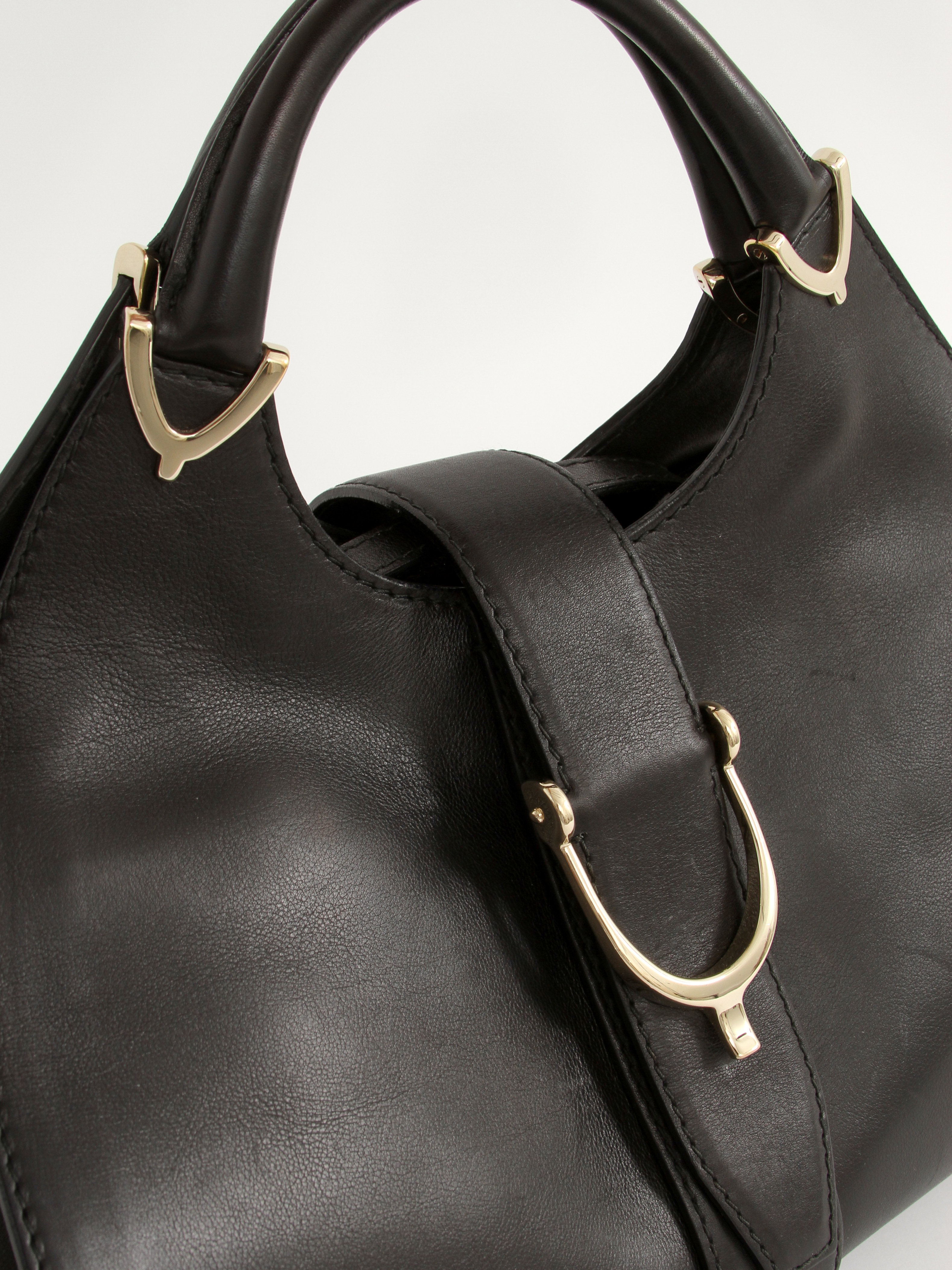 Gucci Leather Bag 10