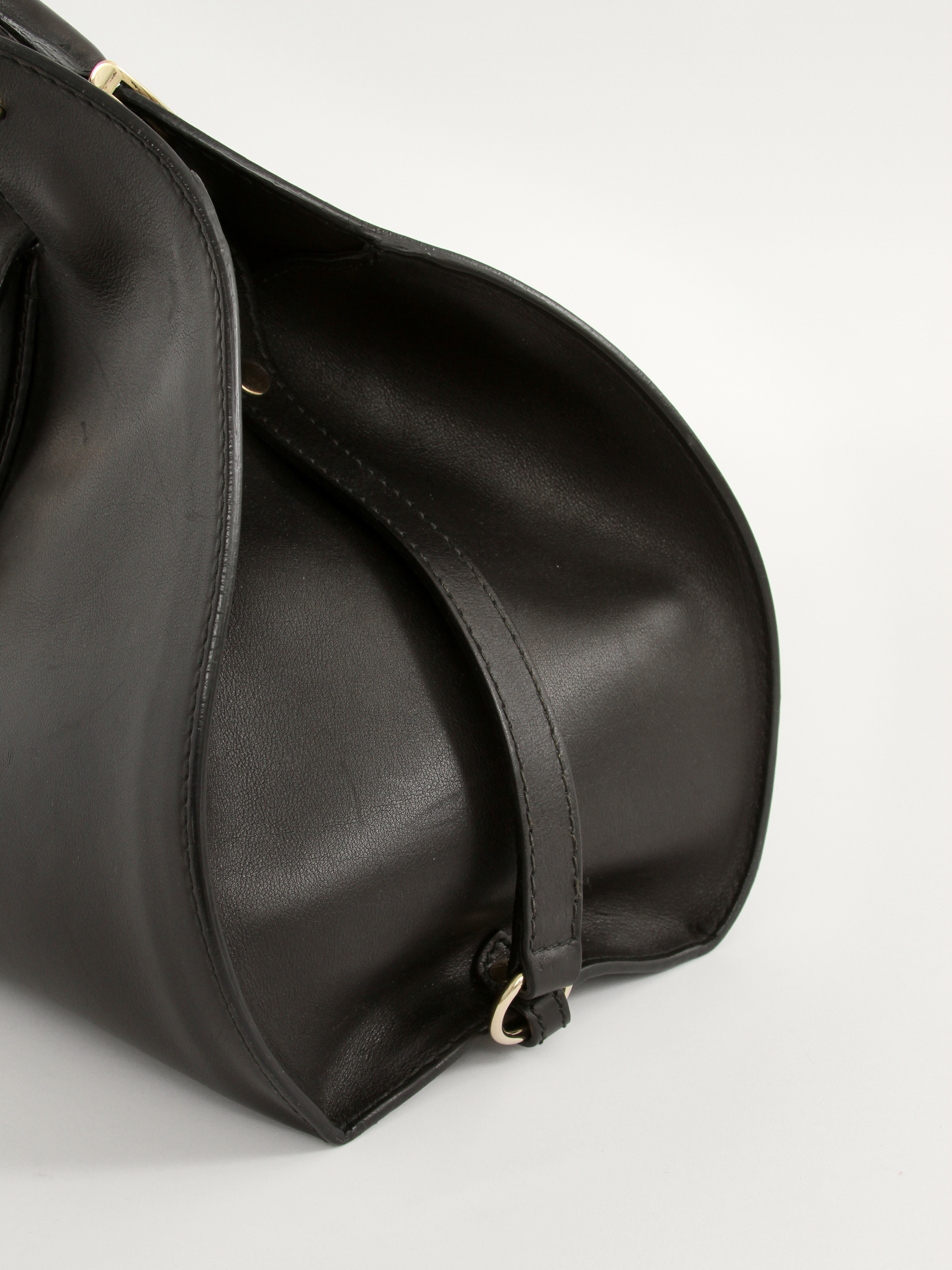 Gucci Leather Bag 5