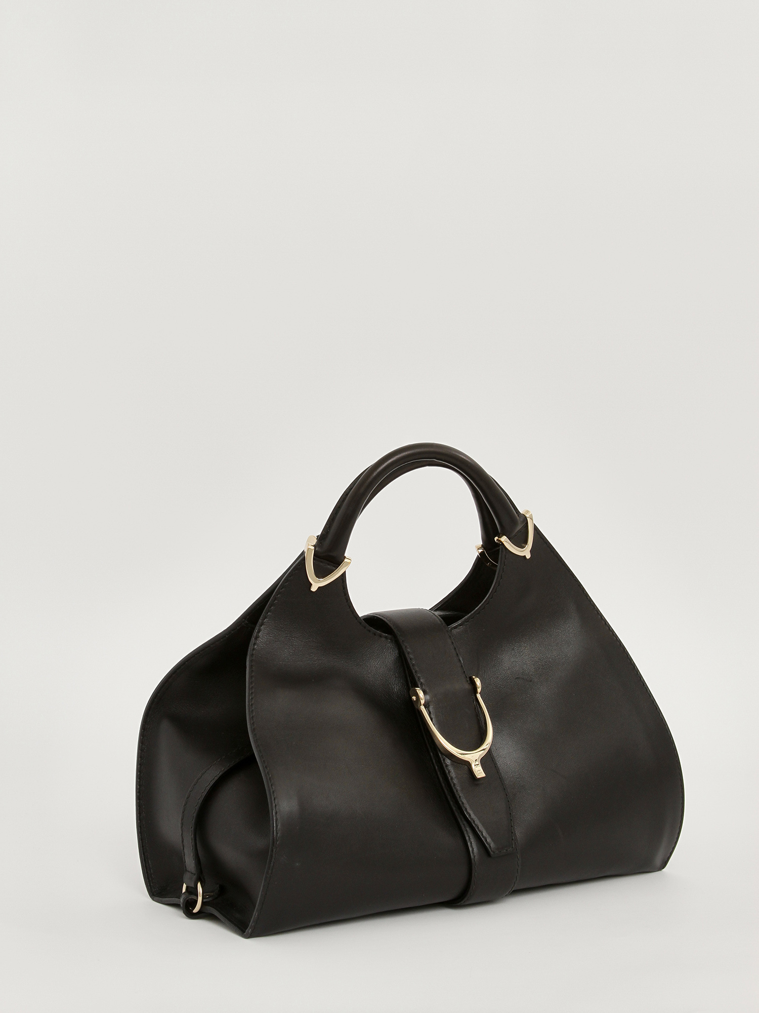 Gucci Leather Bag 2