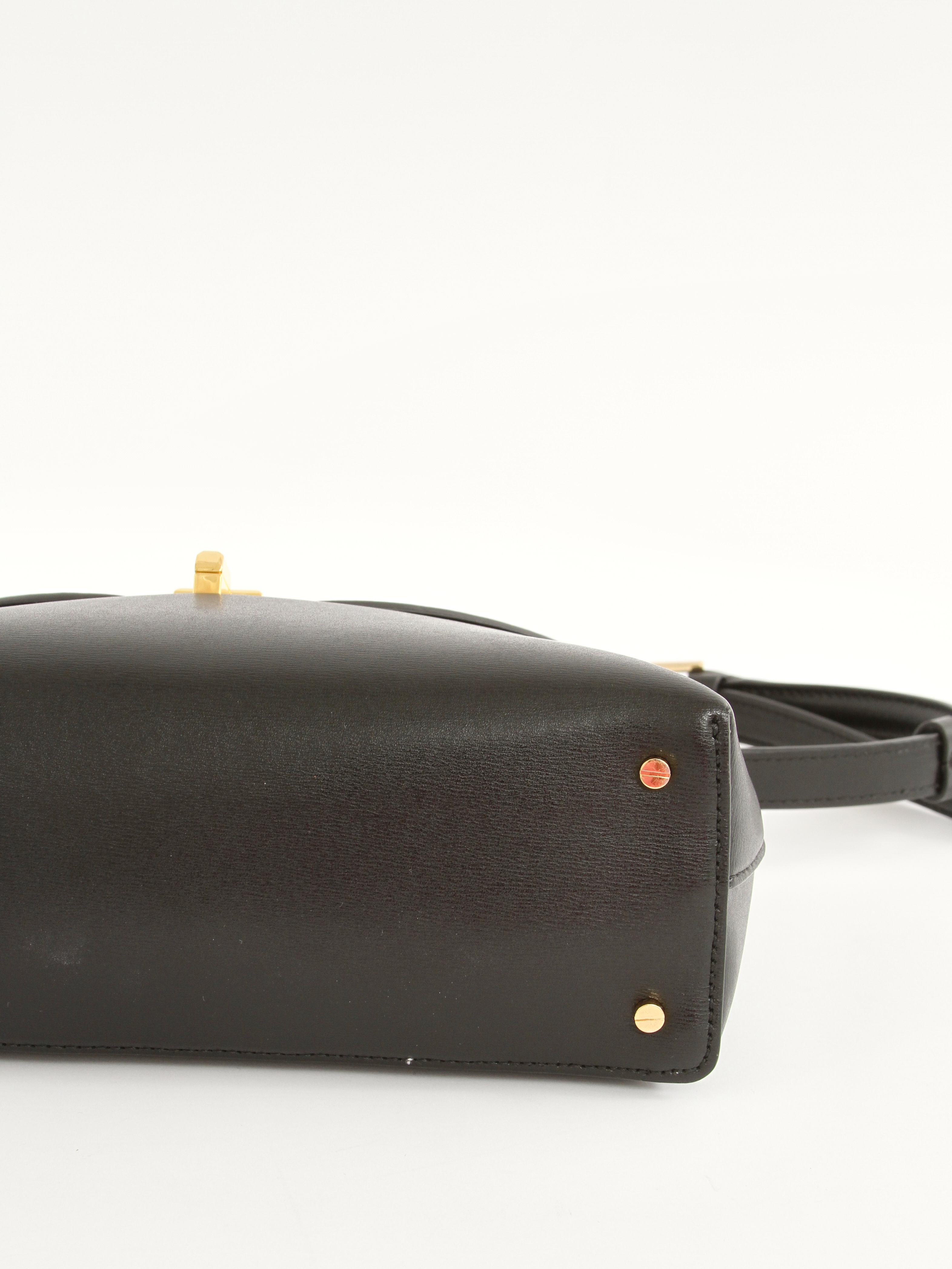 Toteme T-Lock 7