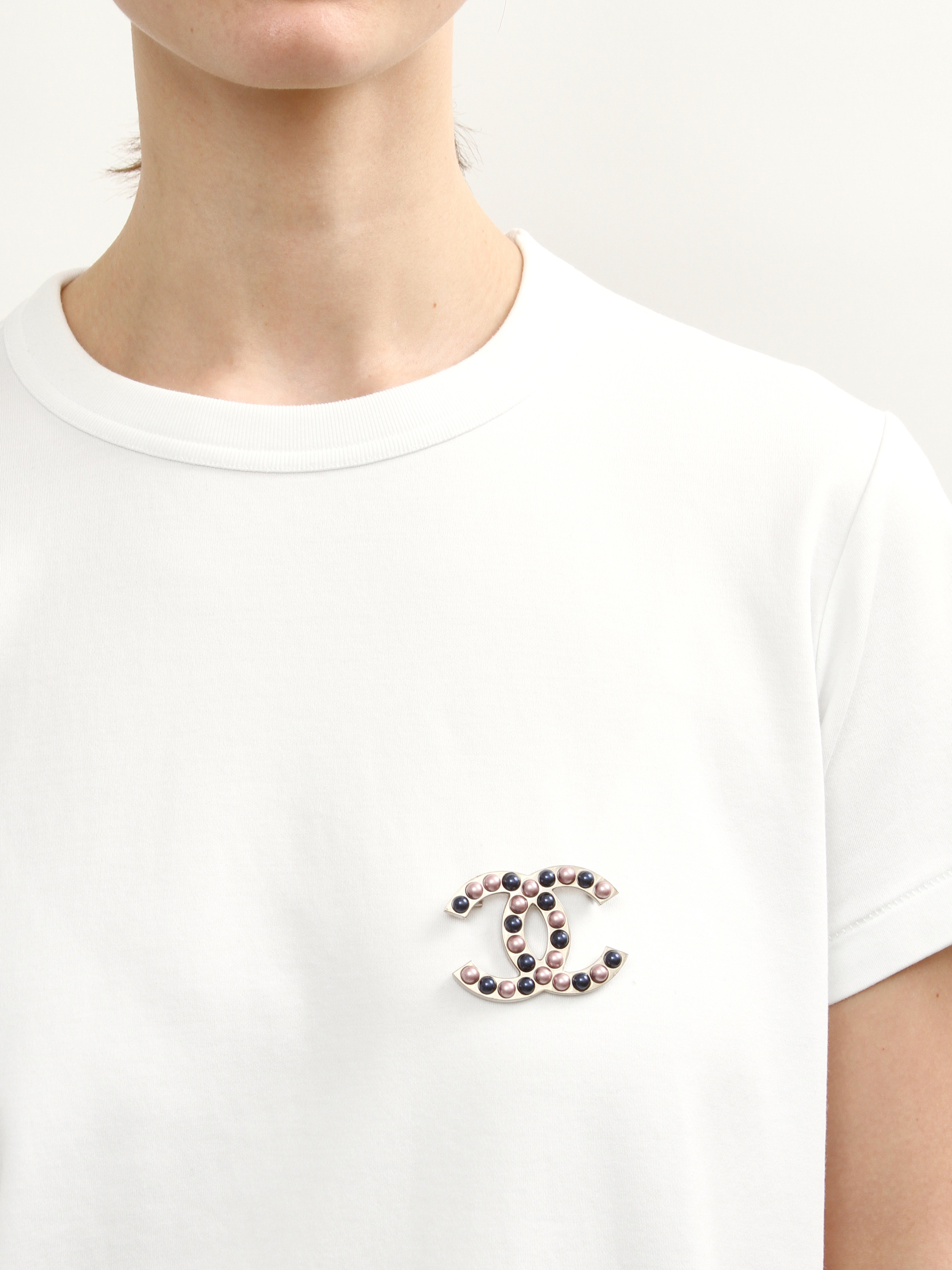Chanel Brosch 3