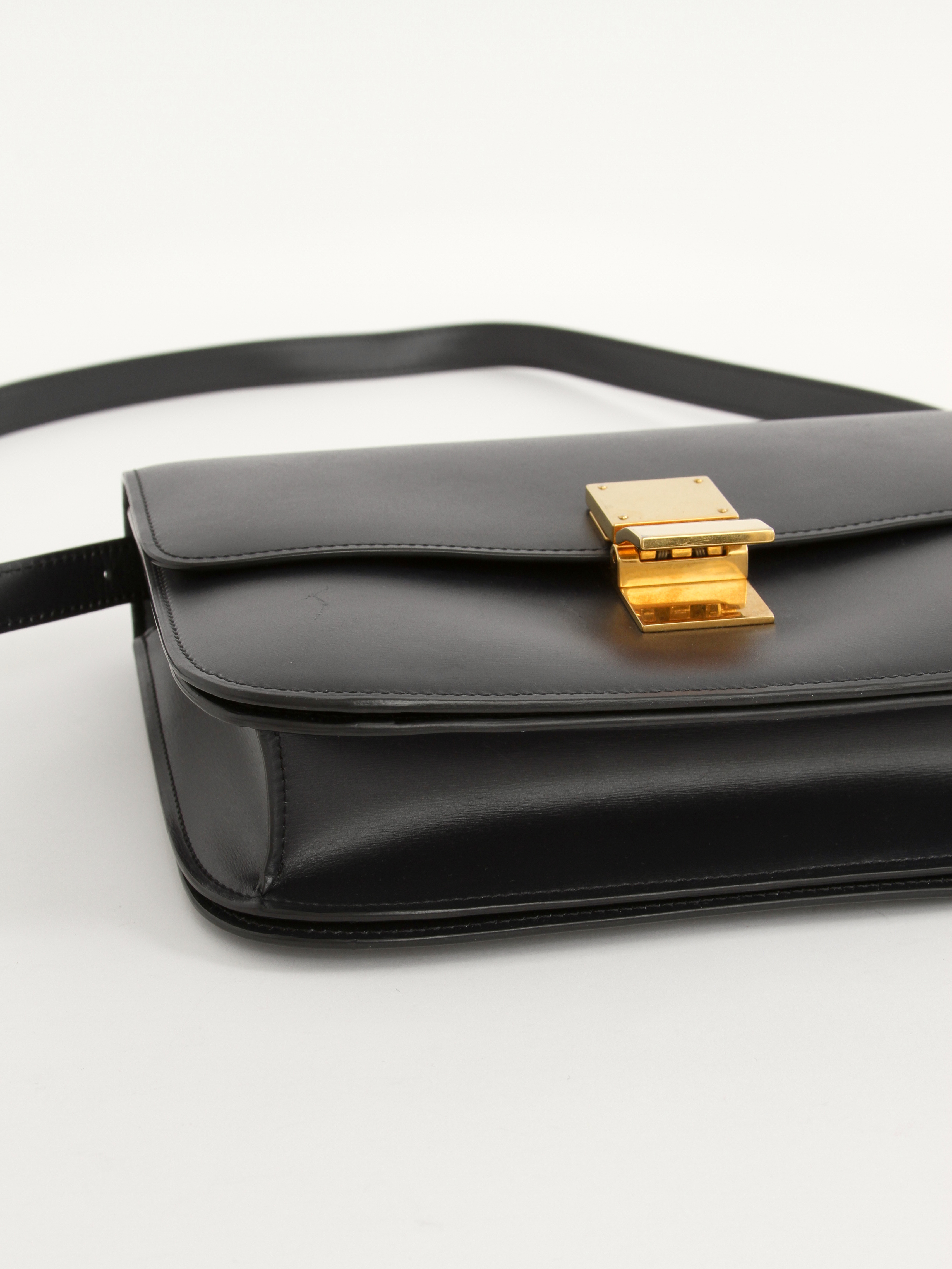 Celine Classic 5