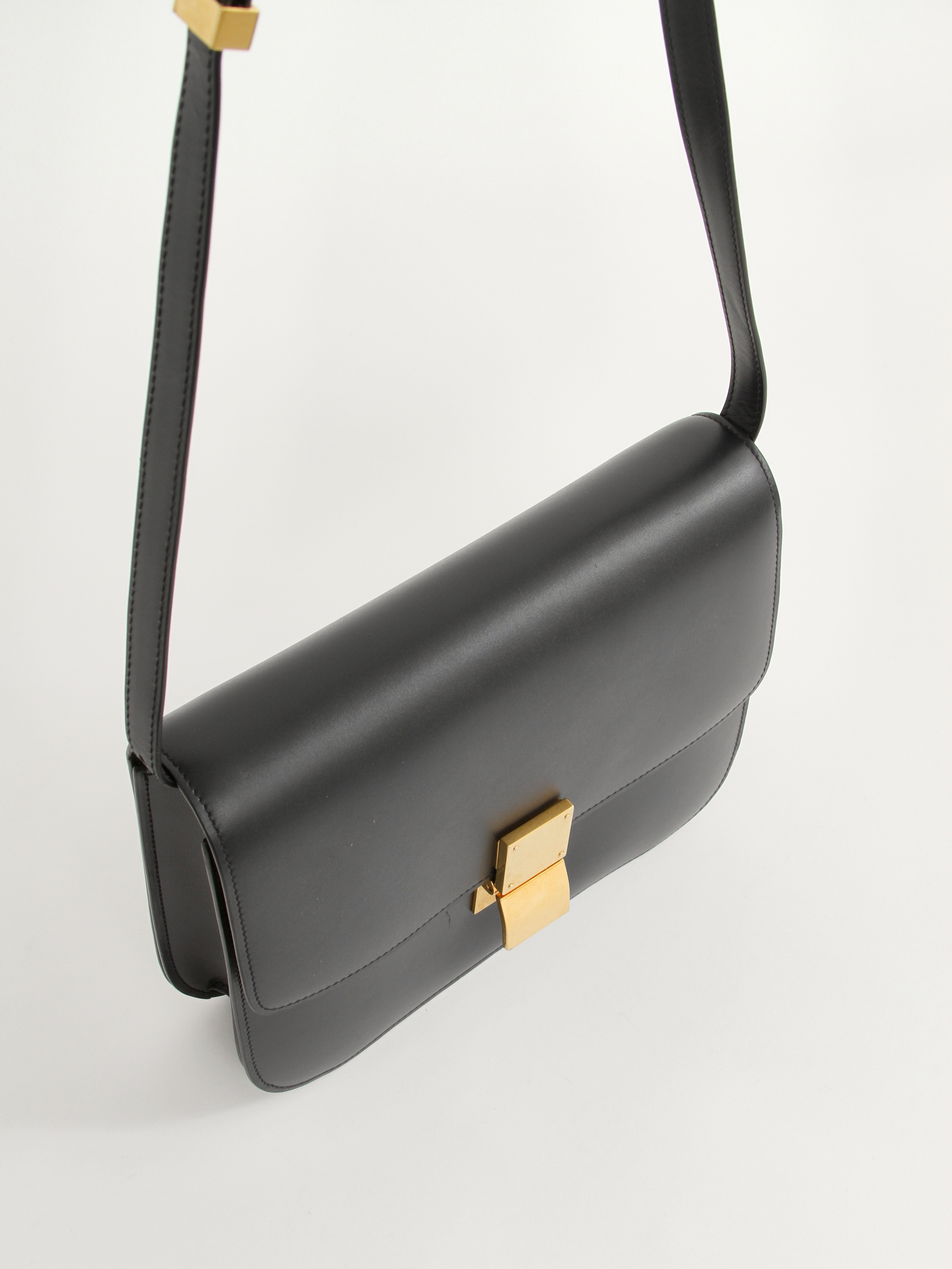 Celine Classic 4