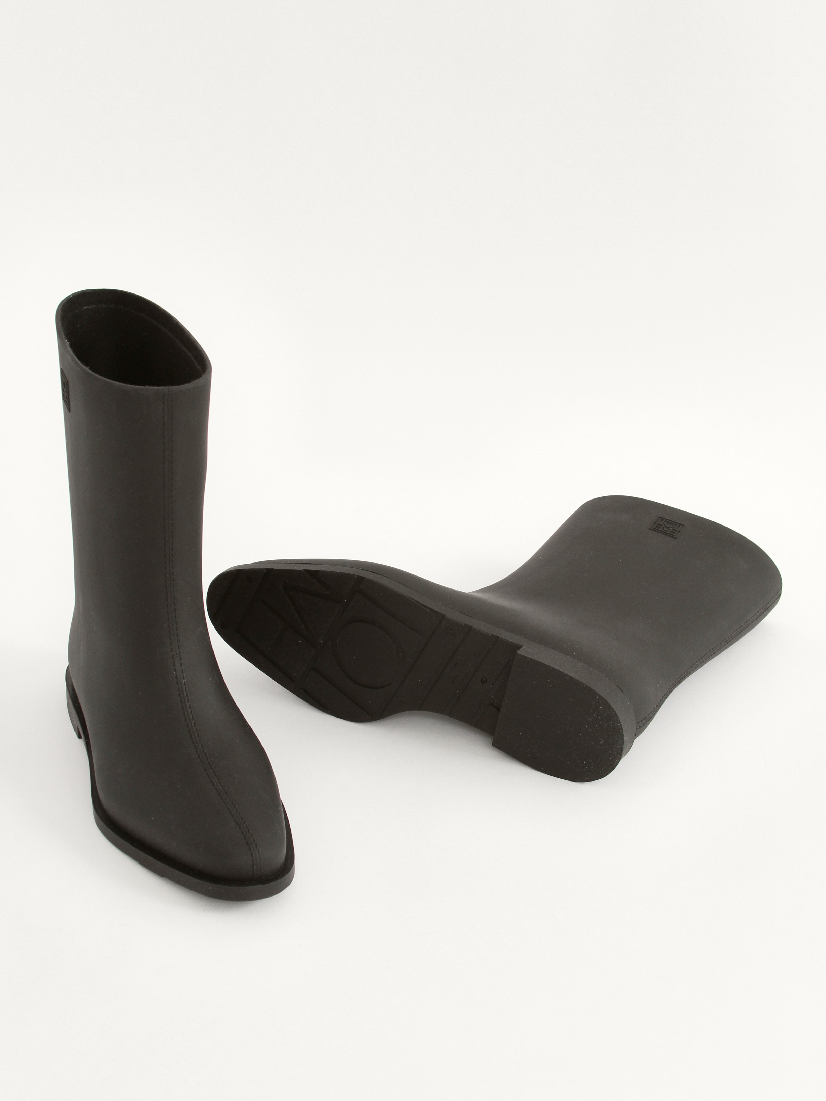 Toteme Shoes 40 9