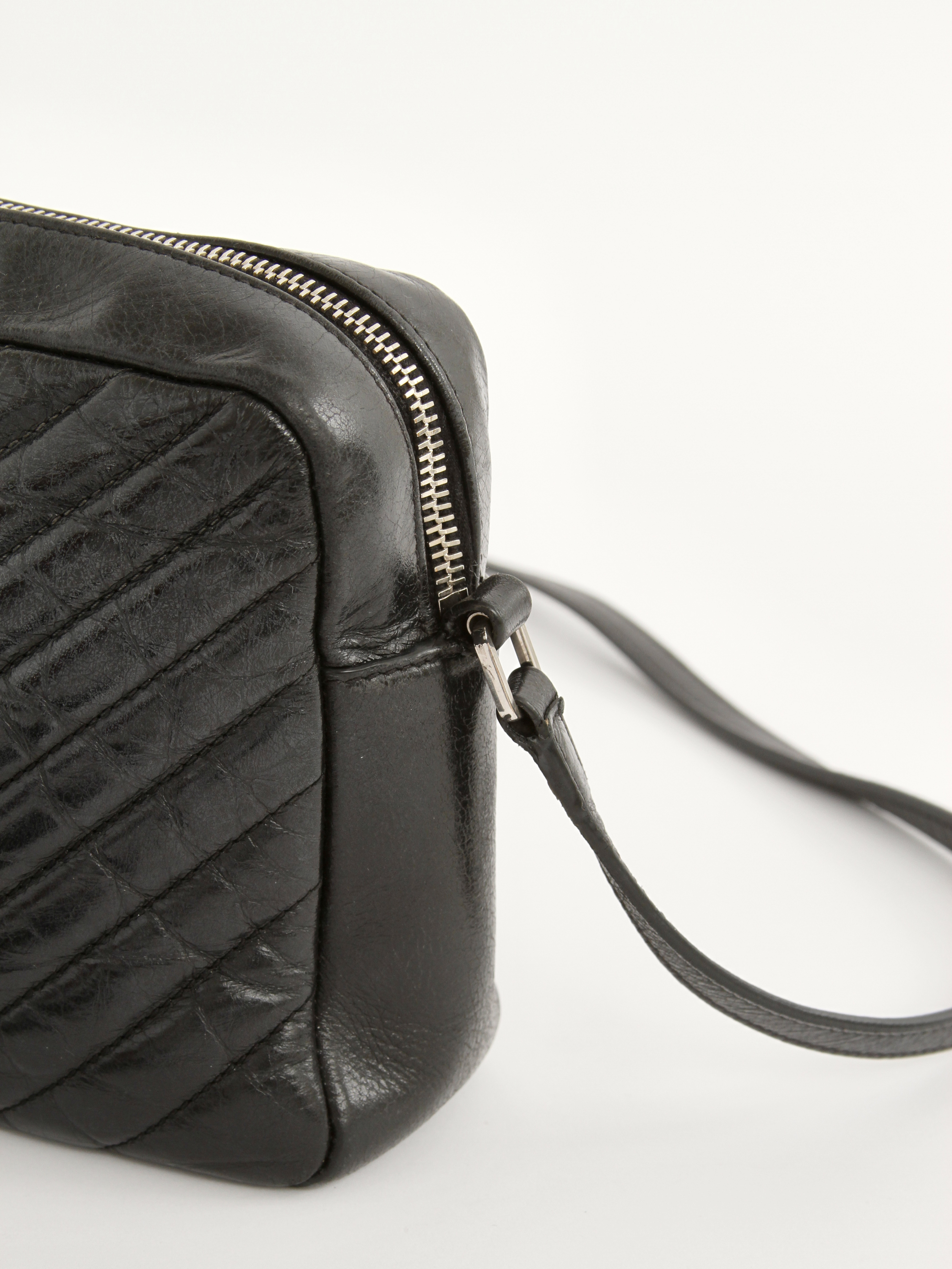 Saint Laurent Lou 8