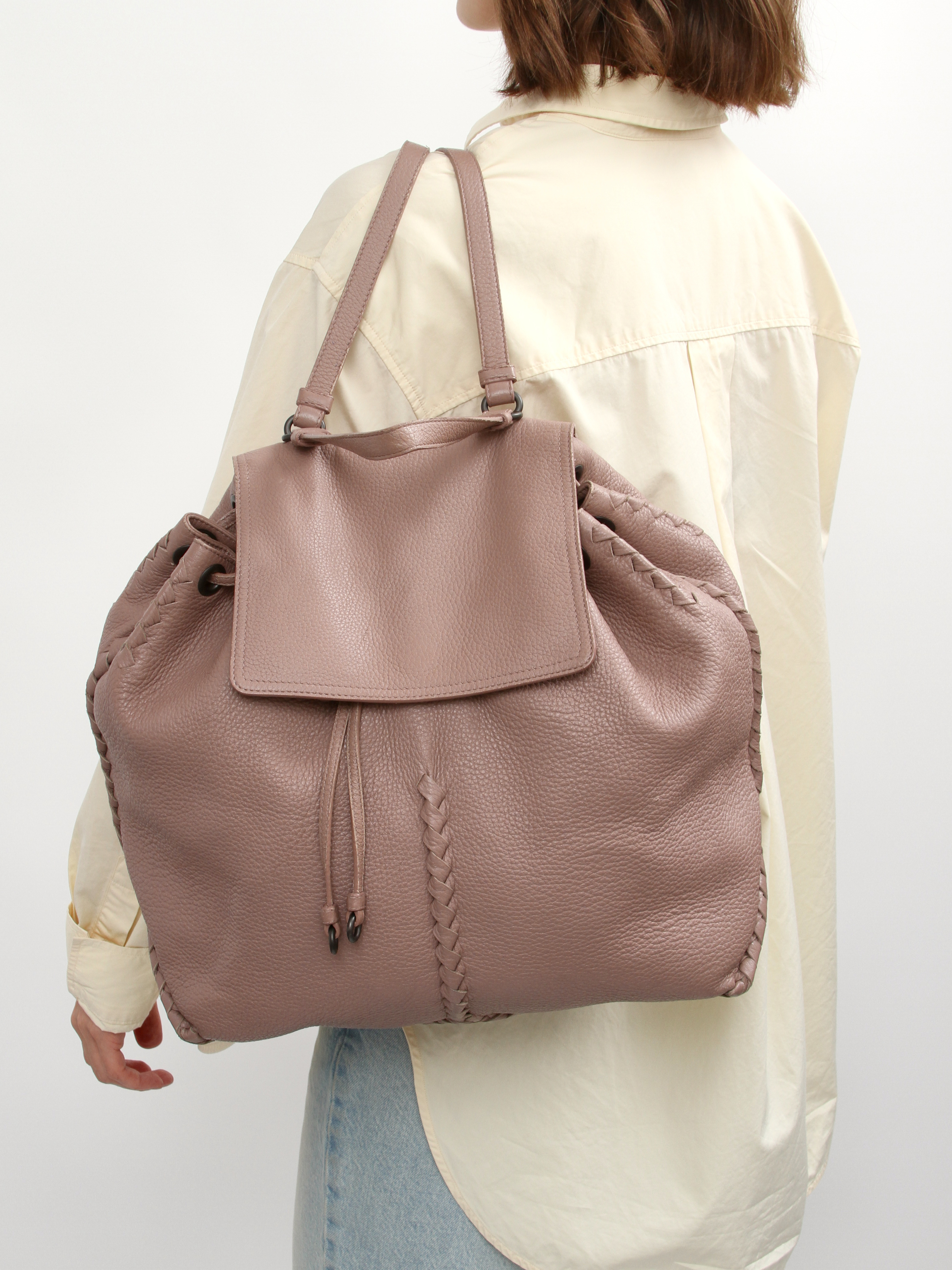 Bottega Veneta Leather Bag 1