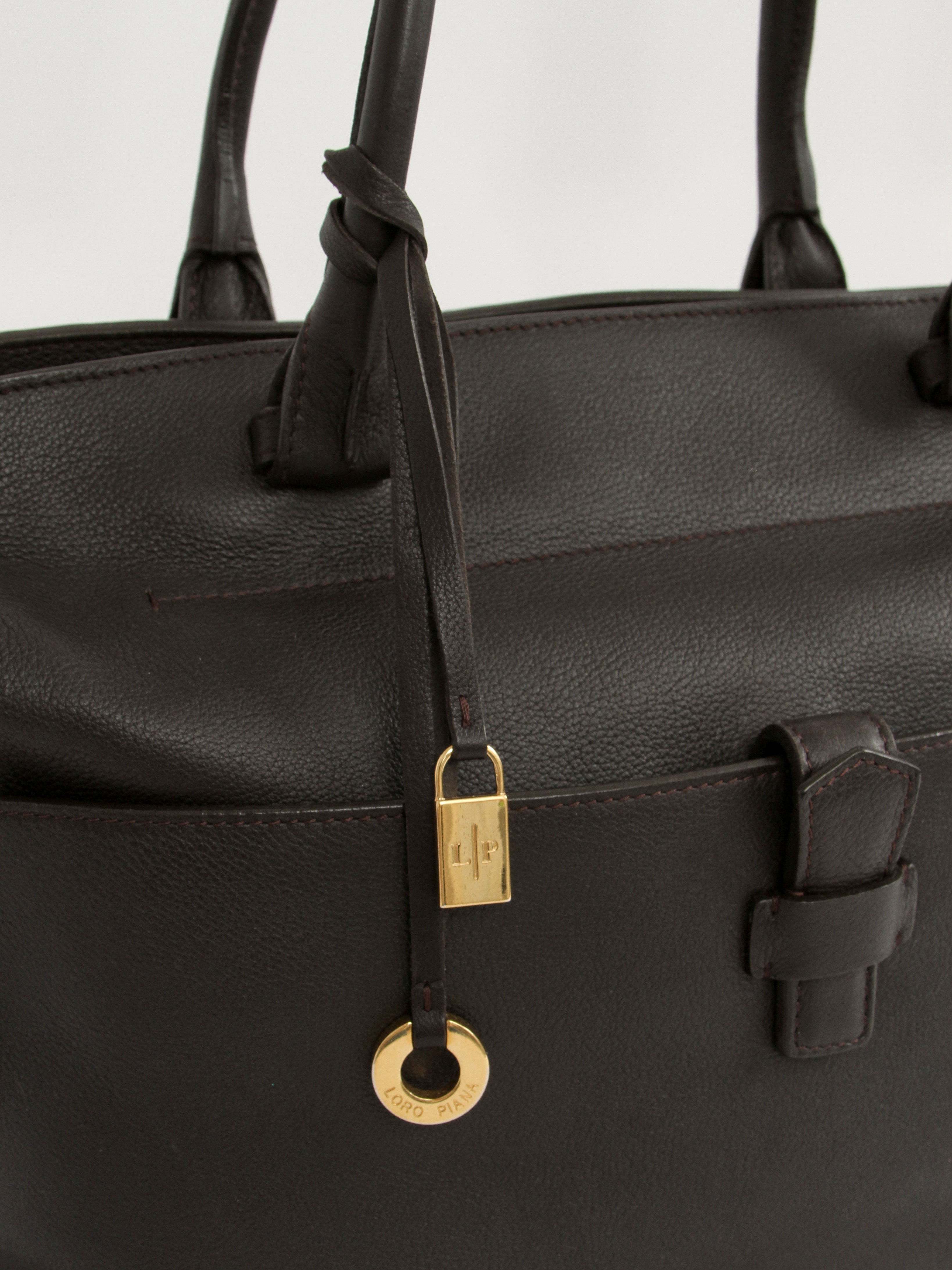 Loro Piana Bellevue 5