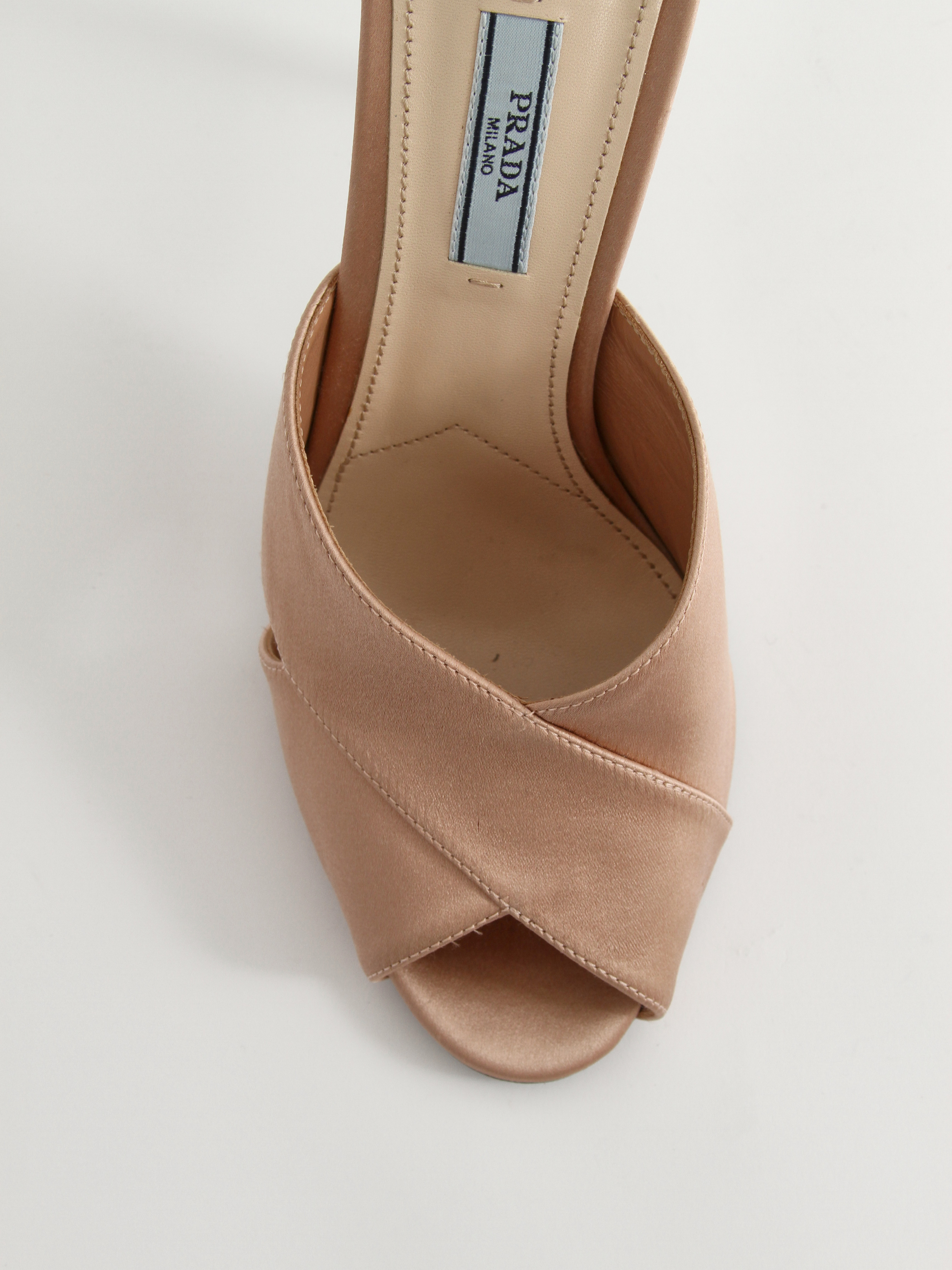 Prada 39 4