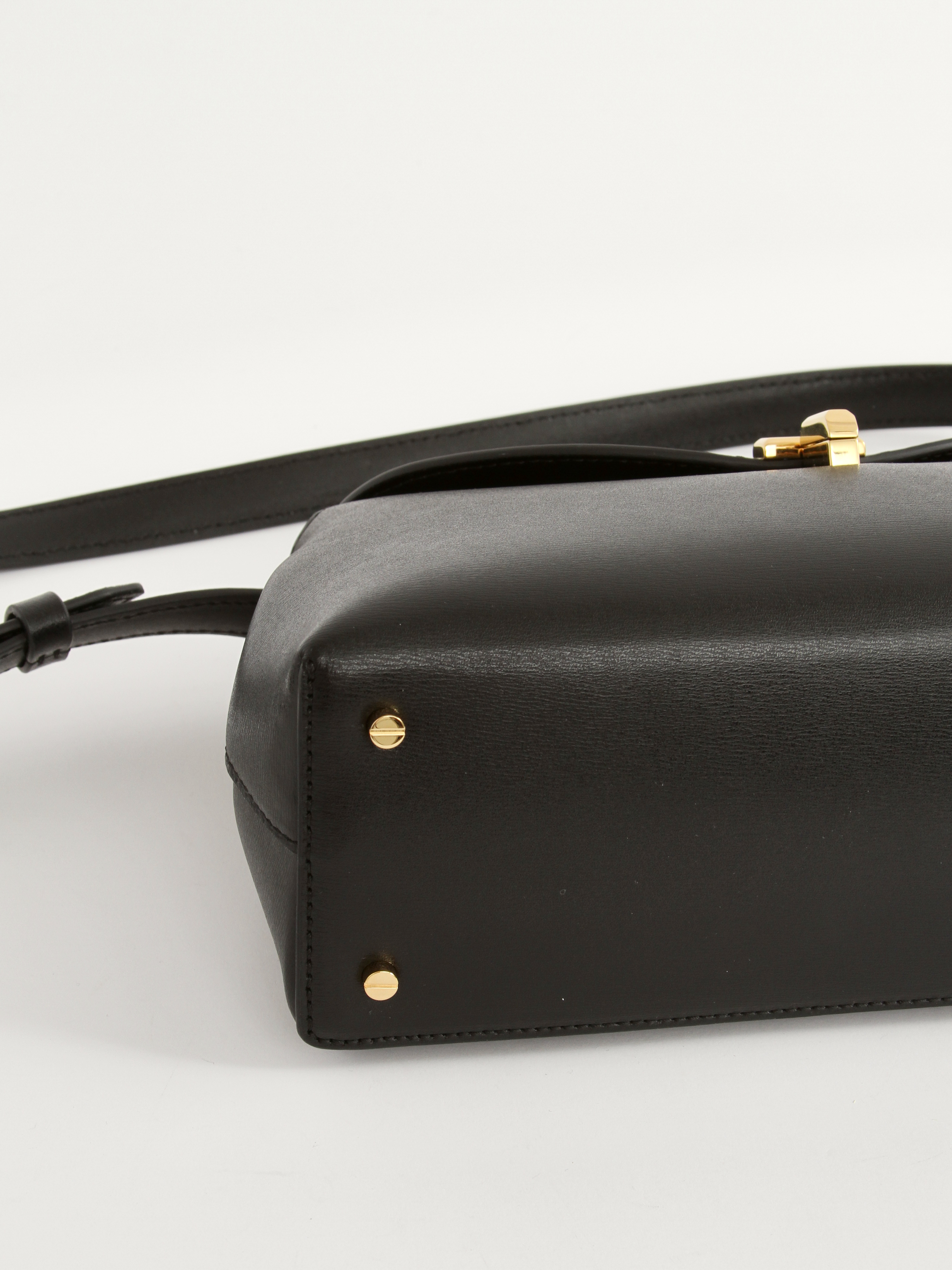 Toteme T-lock  6