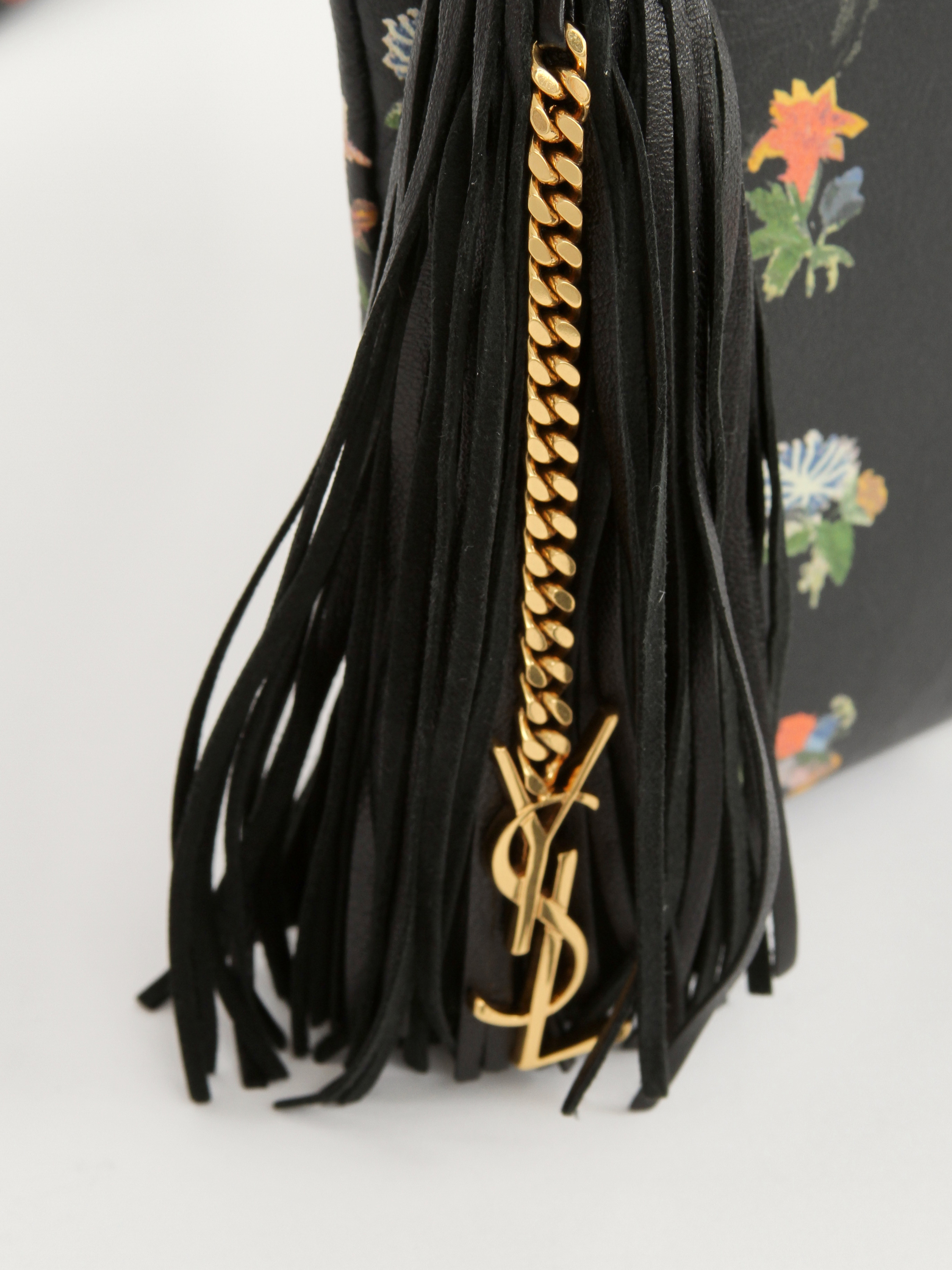 Saint Laurent Leather Bag 5