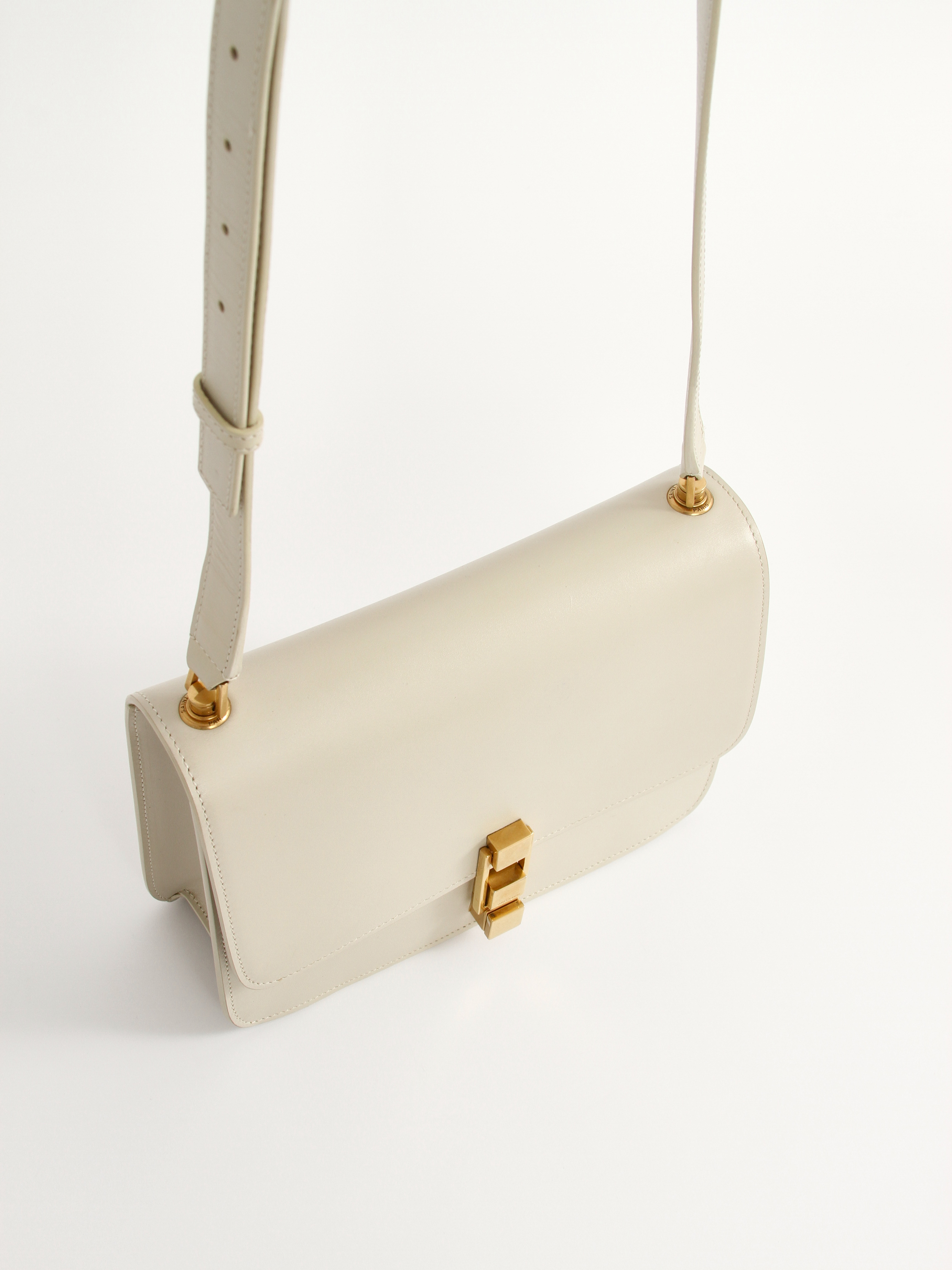 Saint Laurent Le Carre 4