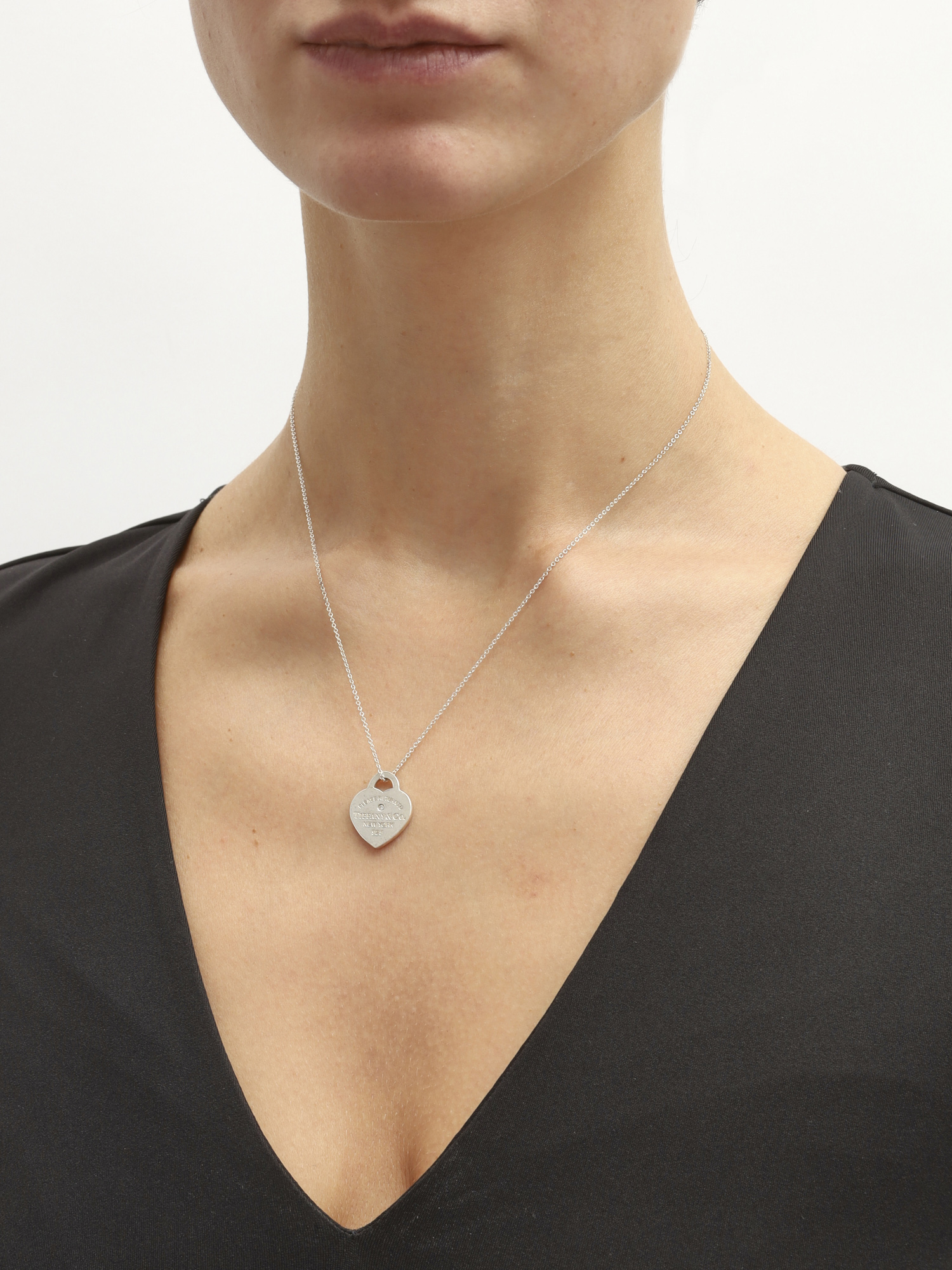 Tiffany & Co. Return to Tiffany 1