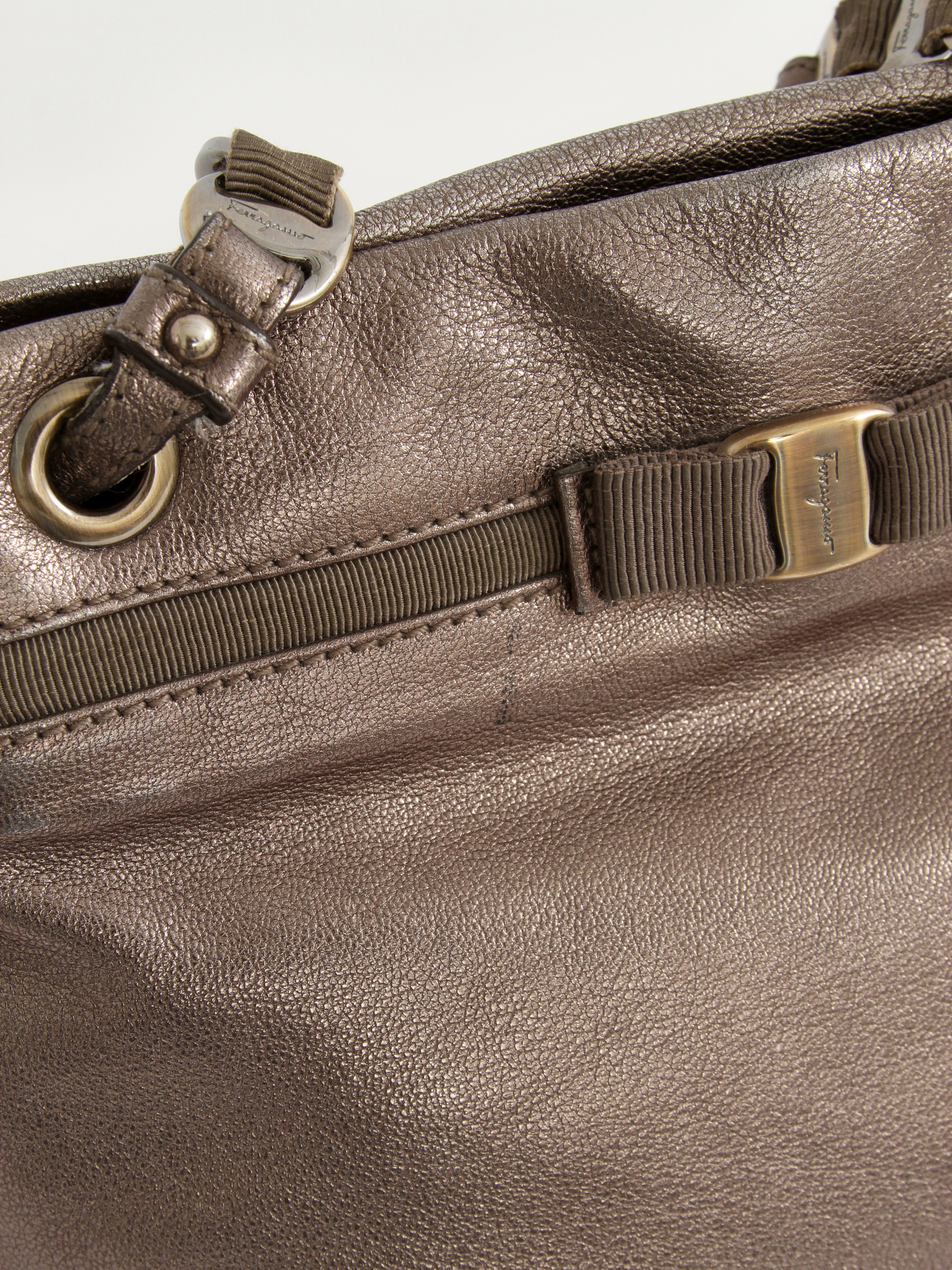 Salvatore Ferragamo Leather Bag 10