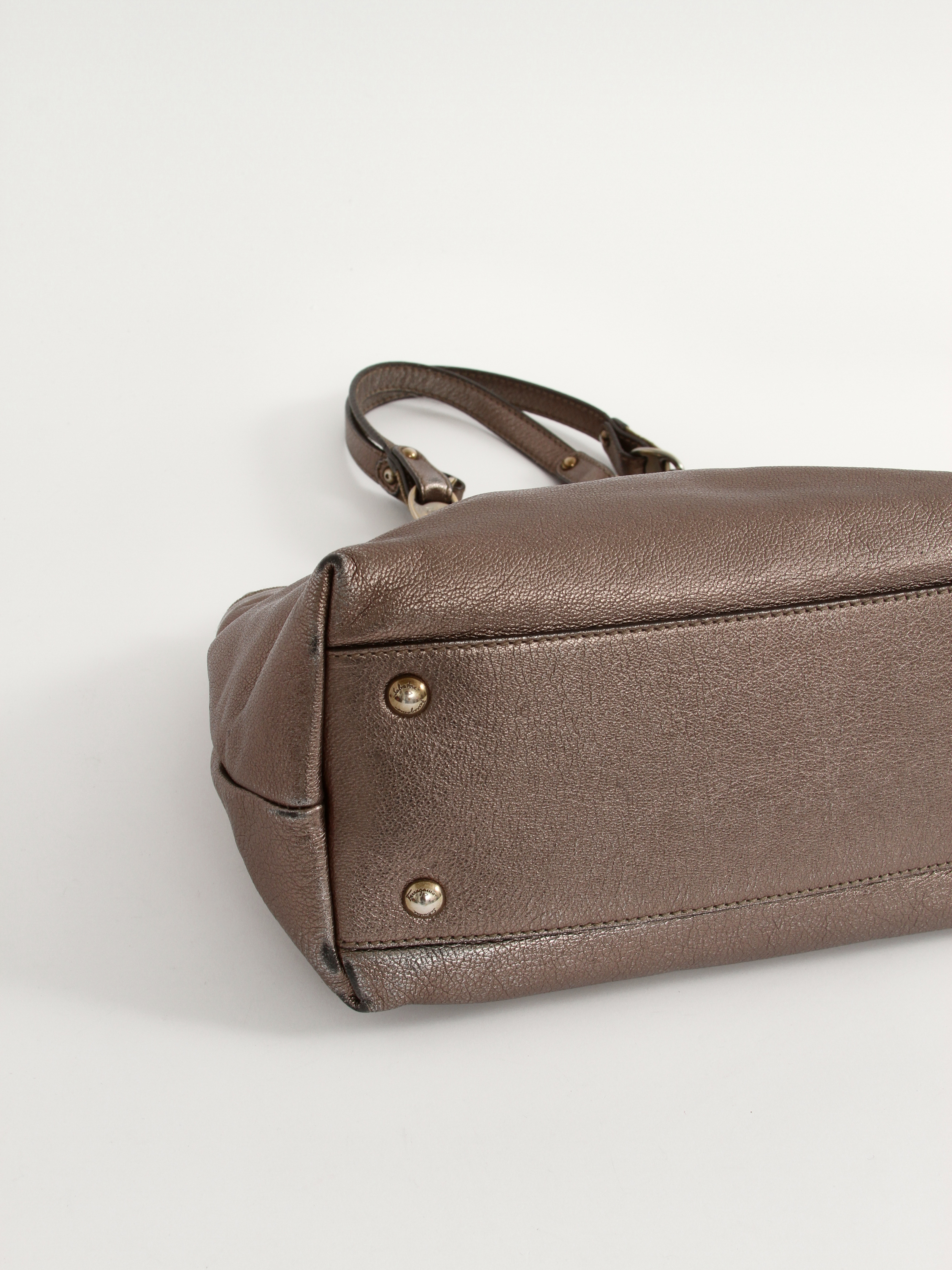 Salvatore Ferragamo Leather Bag 14