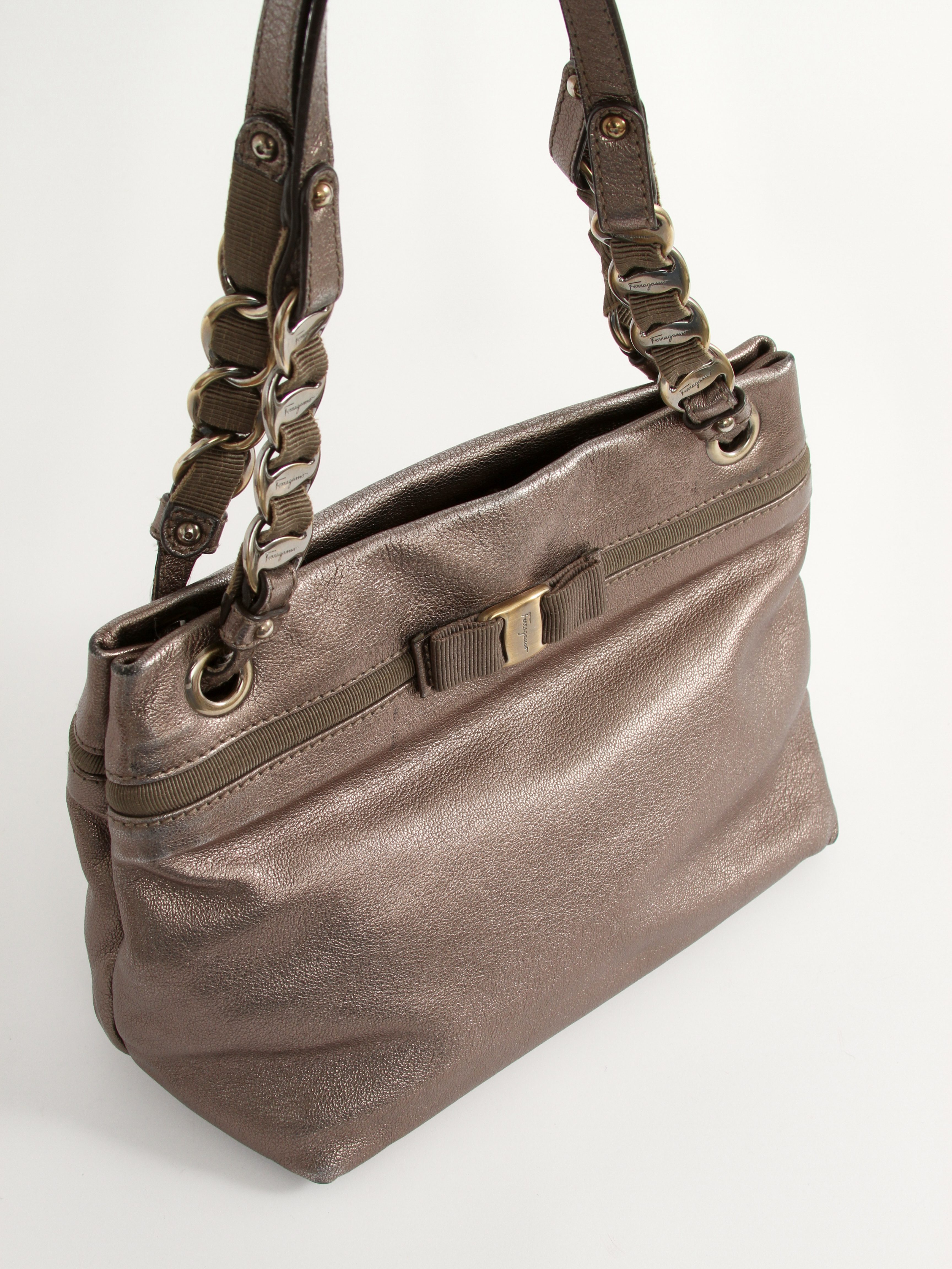 Salvatore Ferragamo Leather Bag 7