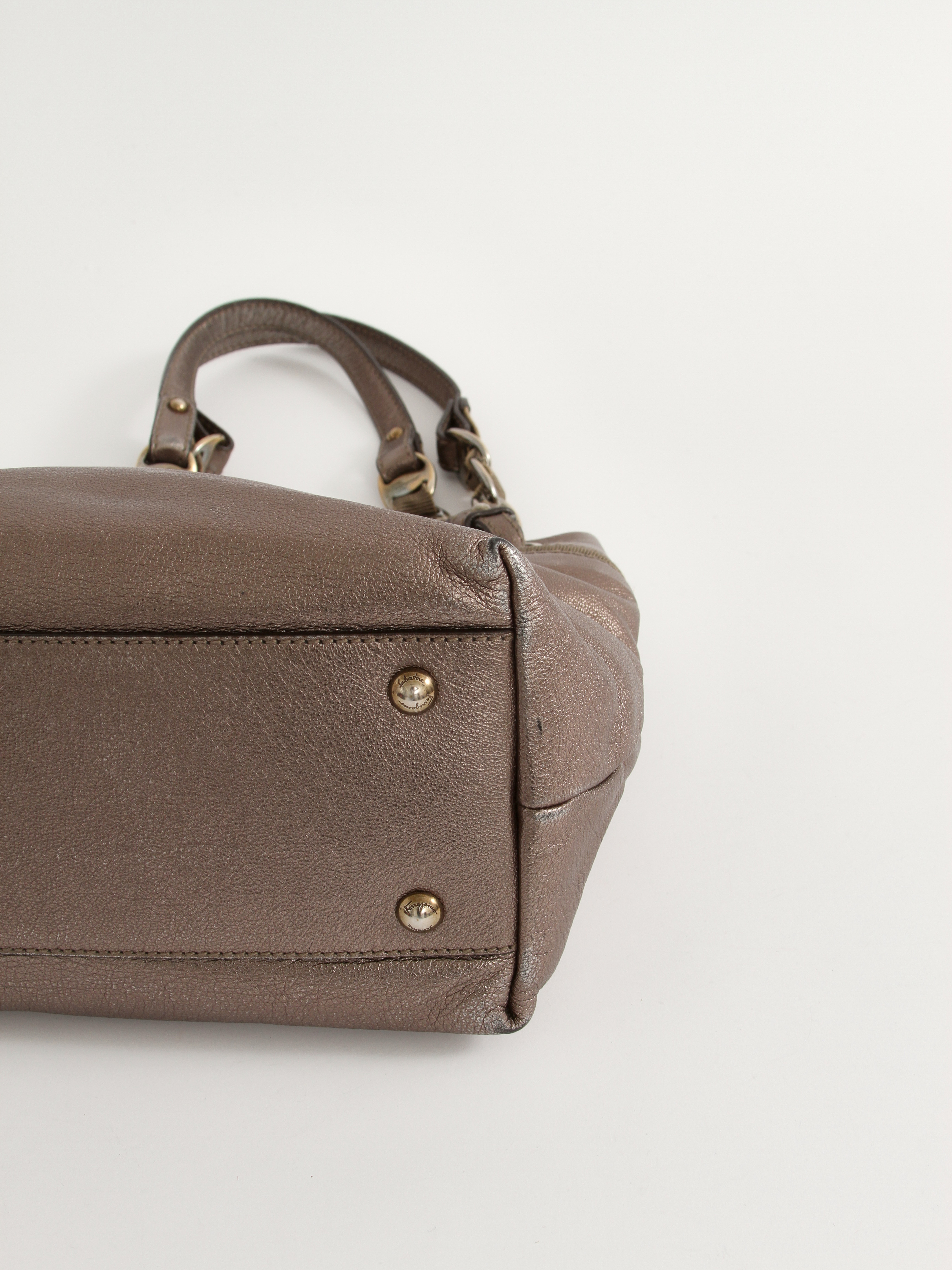 Salvatore Ferragamo Leather Bag 4