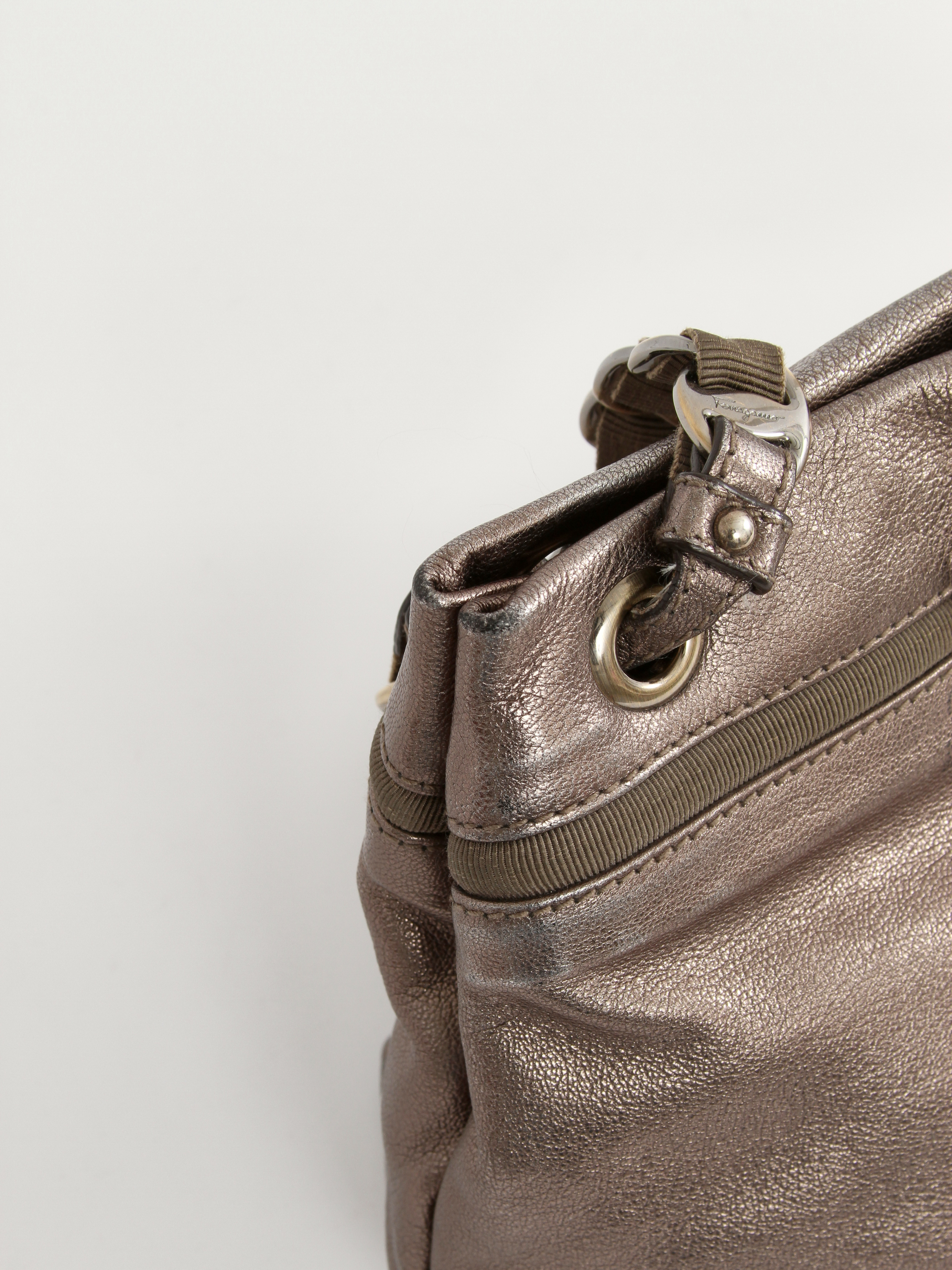 Salvatore Ferragamo Leather Bag 12
