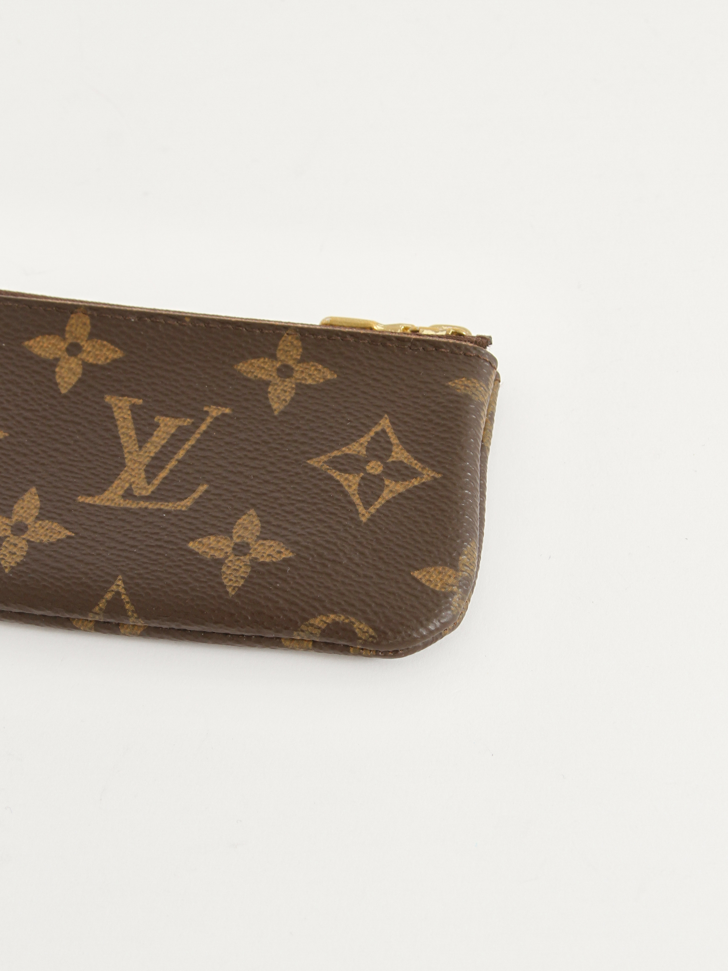 Louis Vuitton Case 6