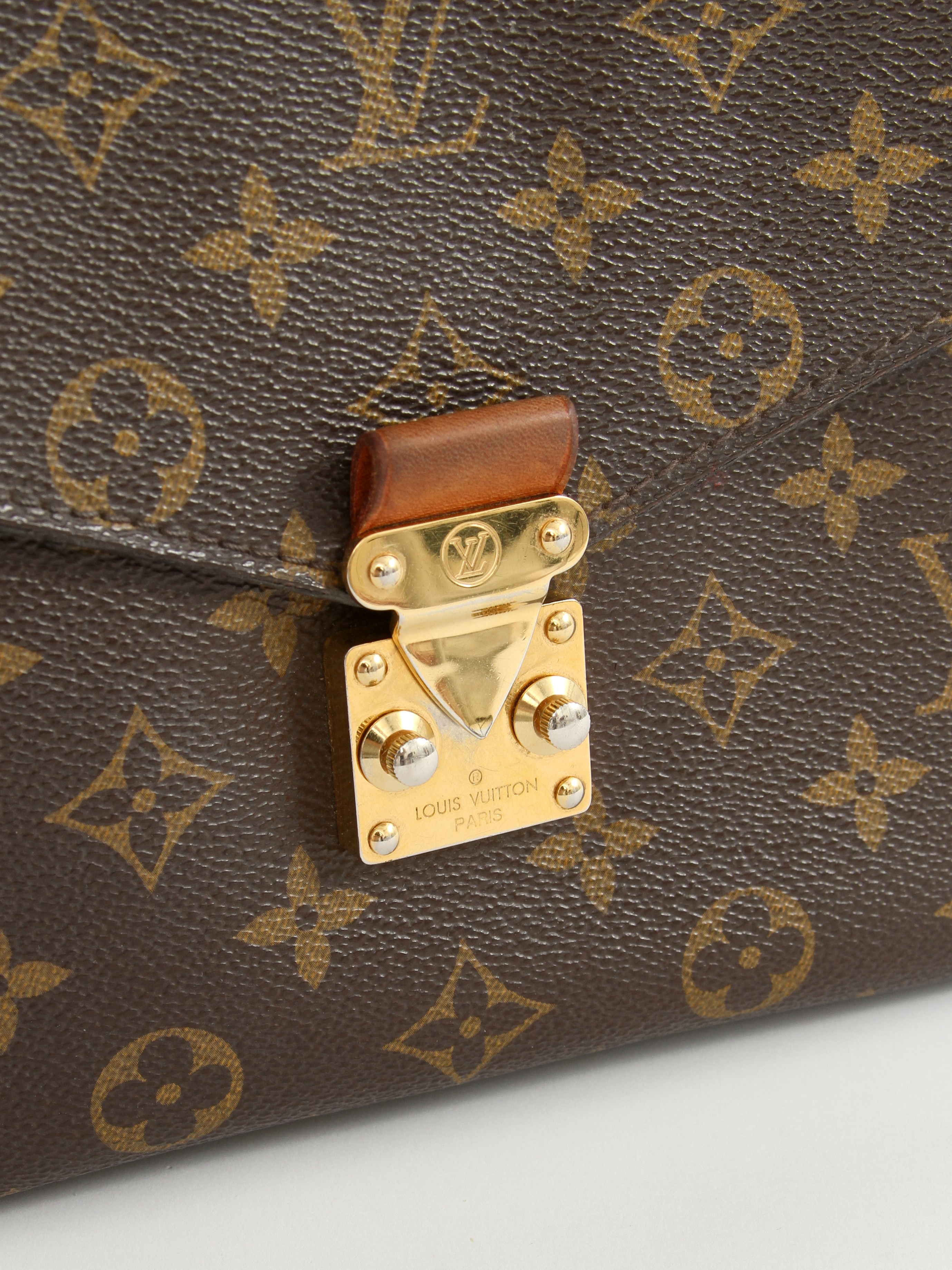 Louis Vuitton Pochette Metis 6